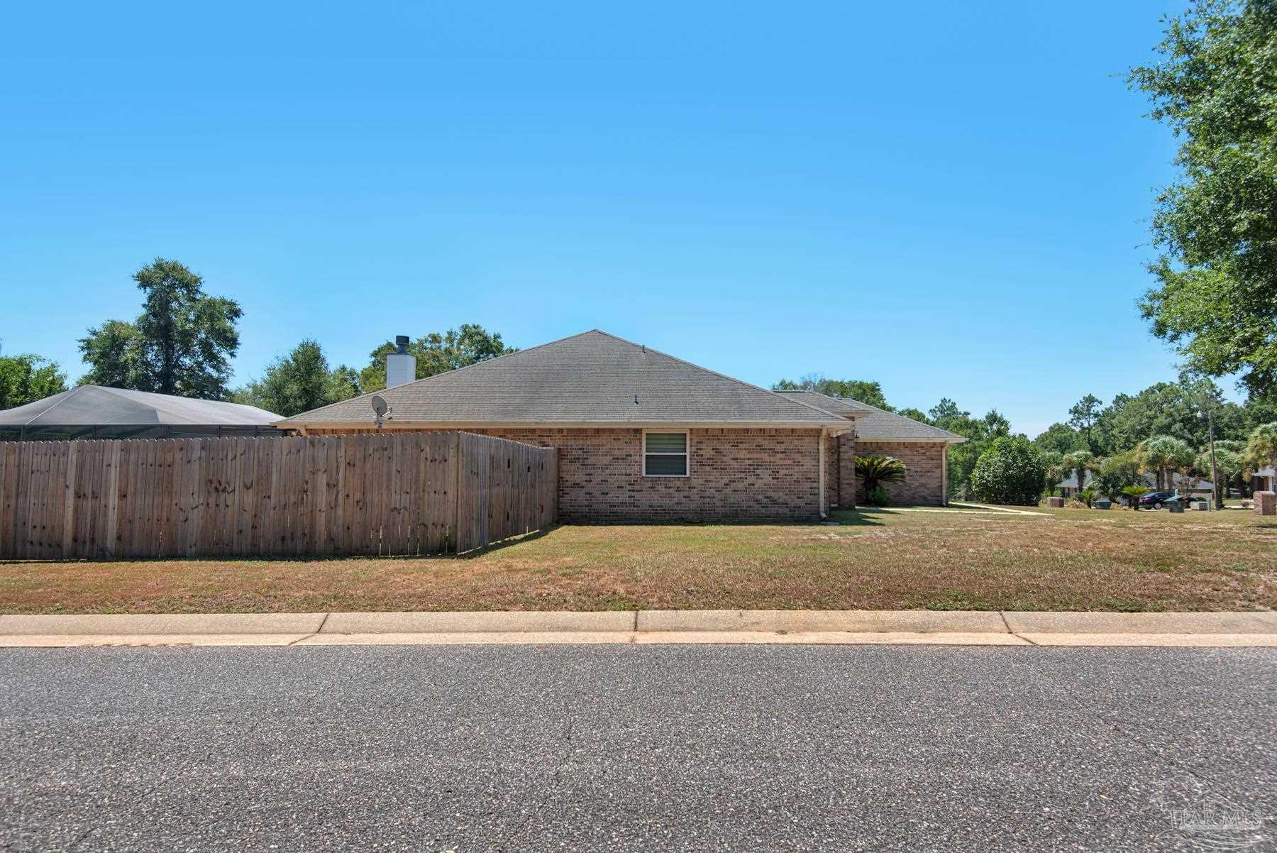 5945 Ridgeview Dr