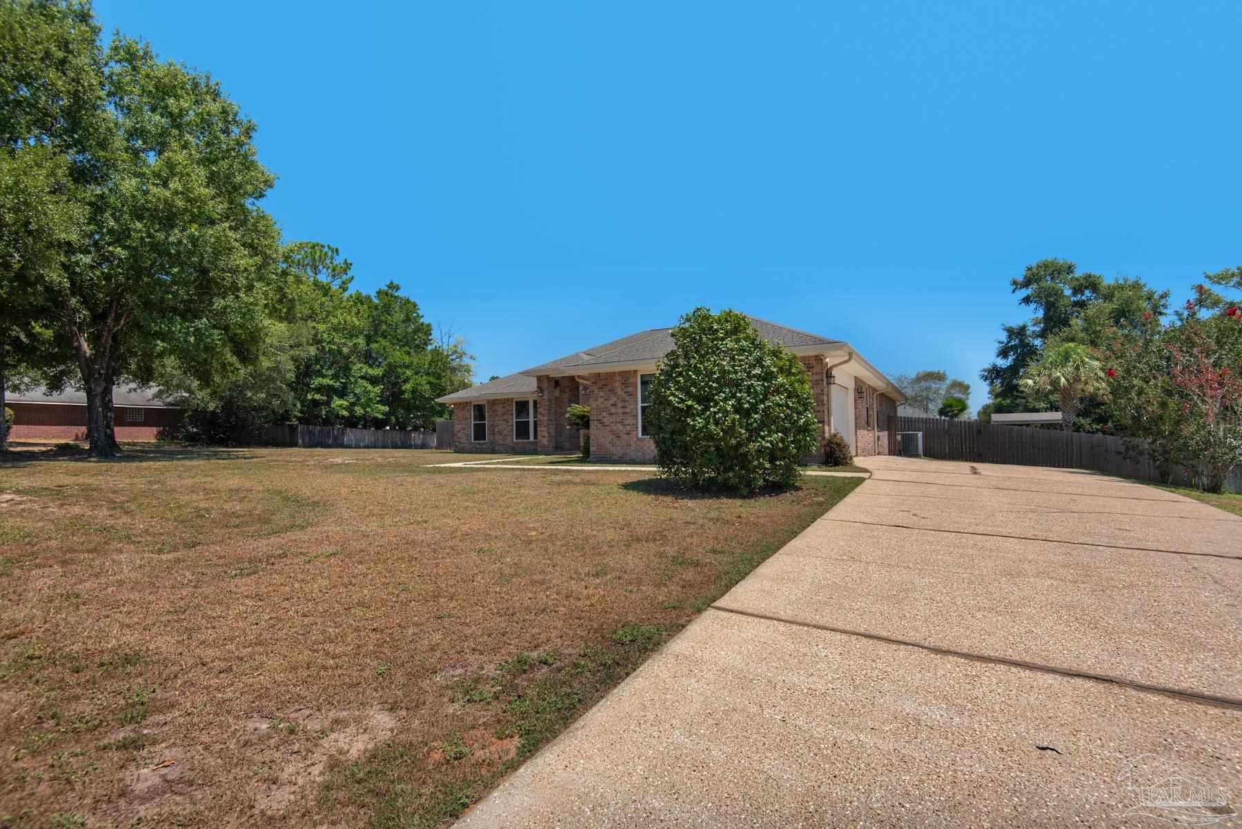 5945 Ridgeview Dr