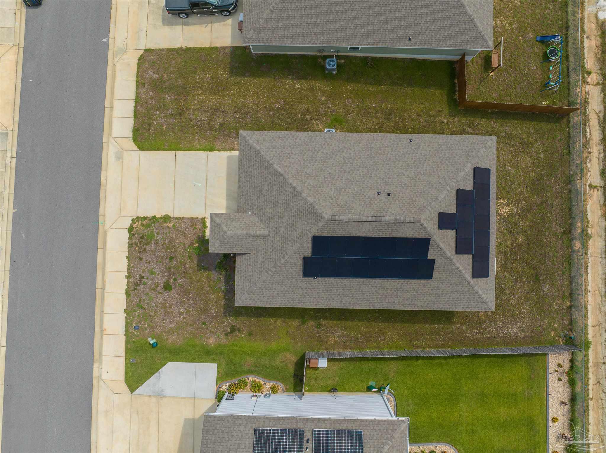 5583 Guinevere Ln