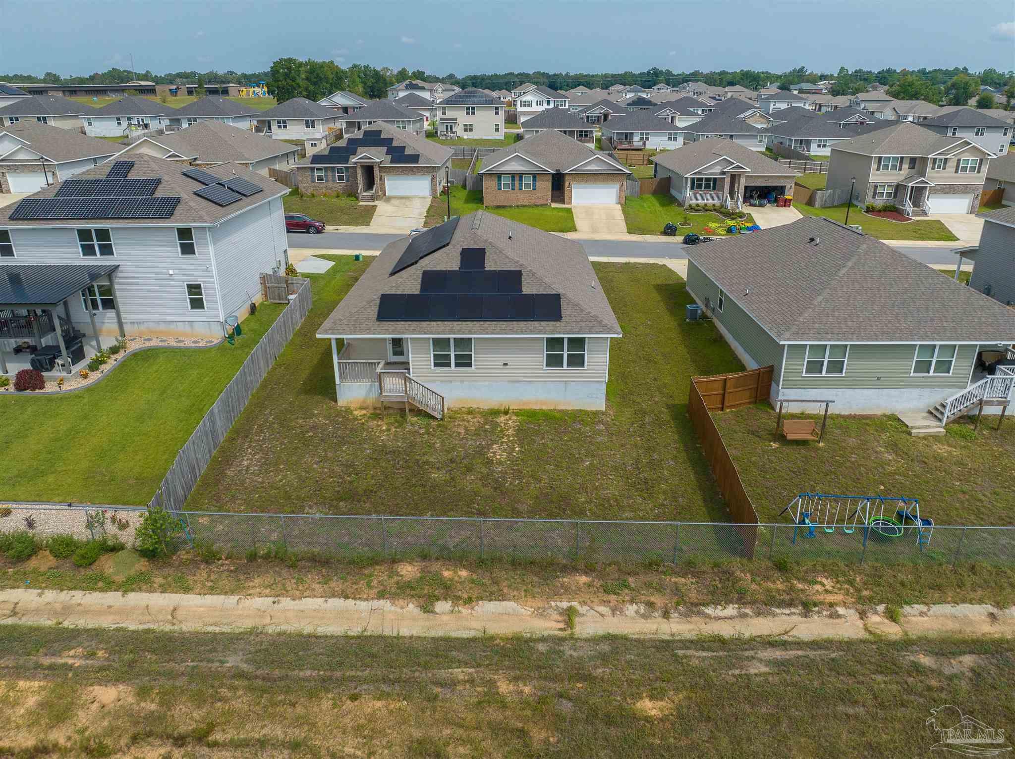 5583 Guinevere Ln