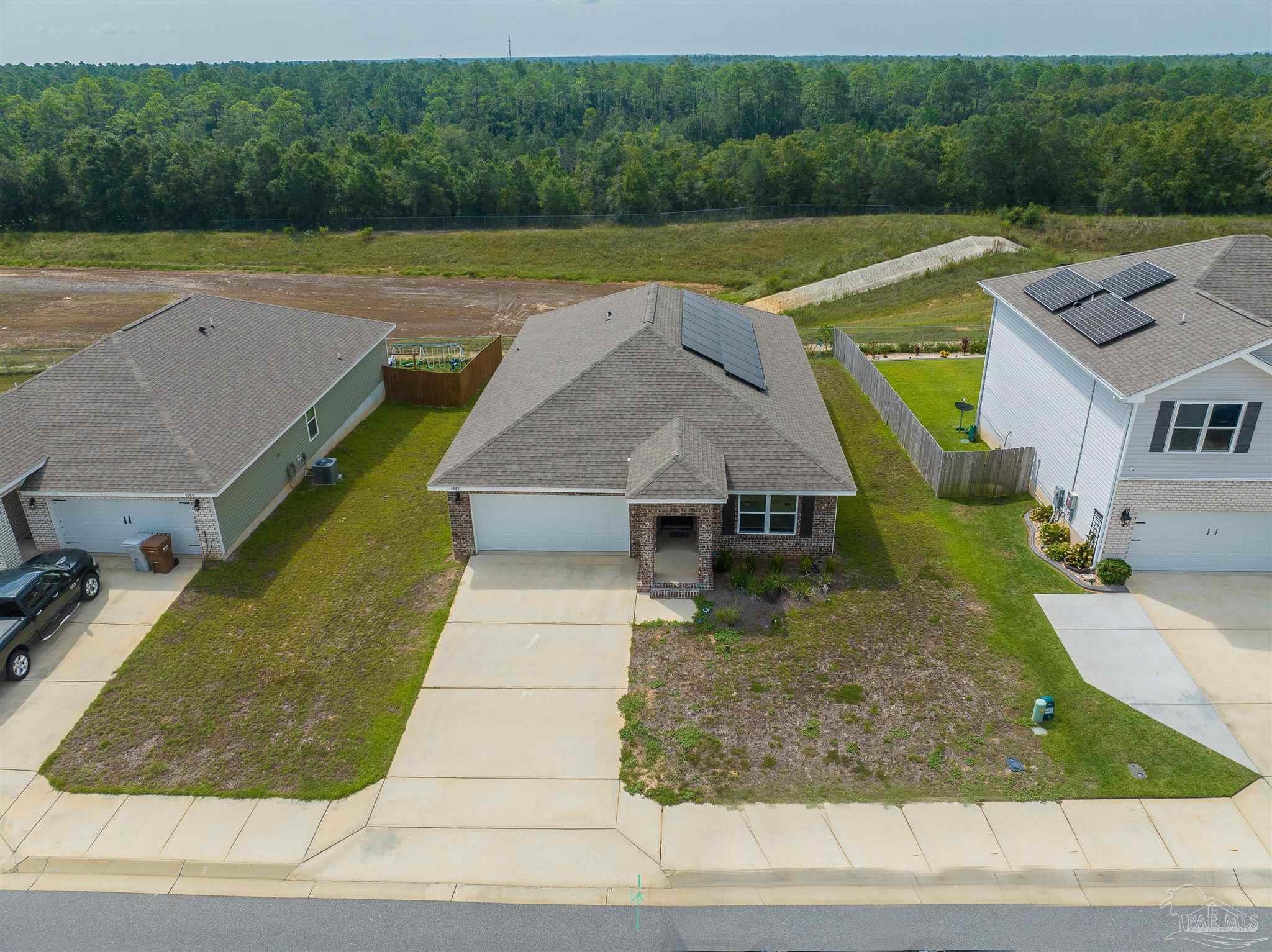 5583 Guinevere Ln