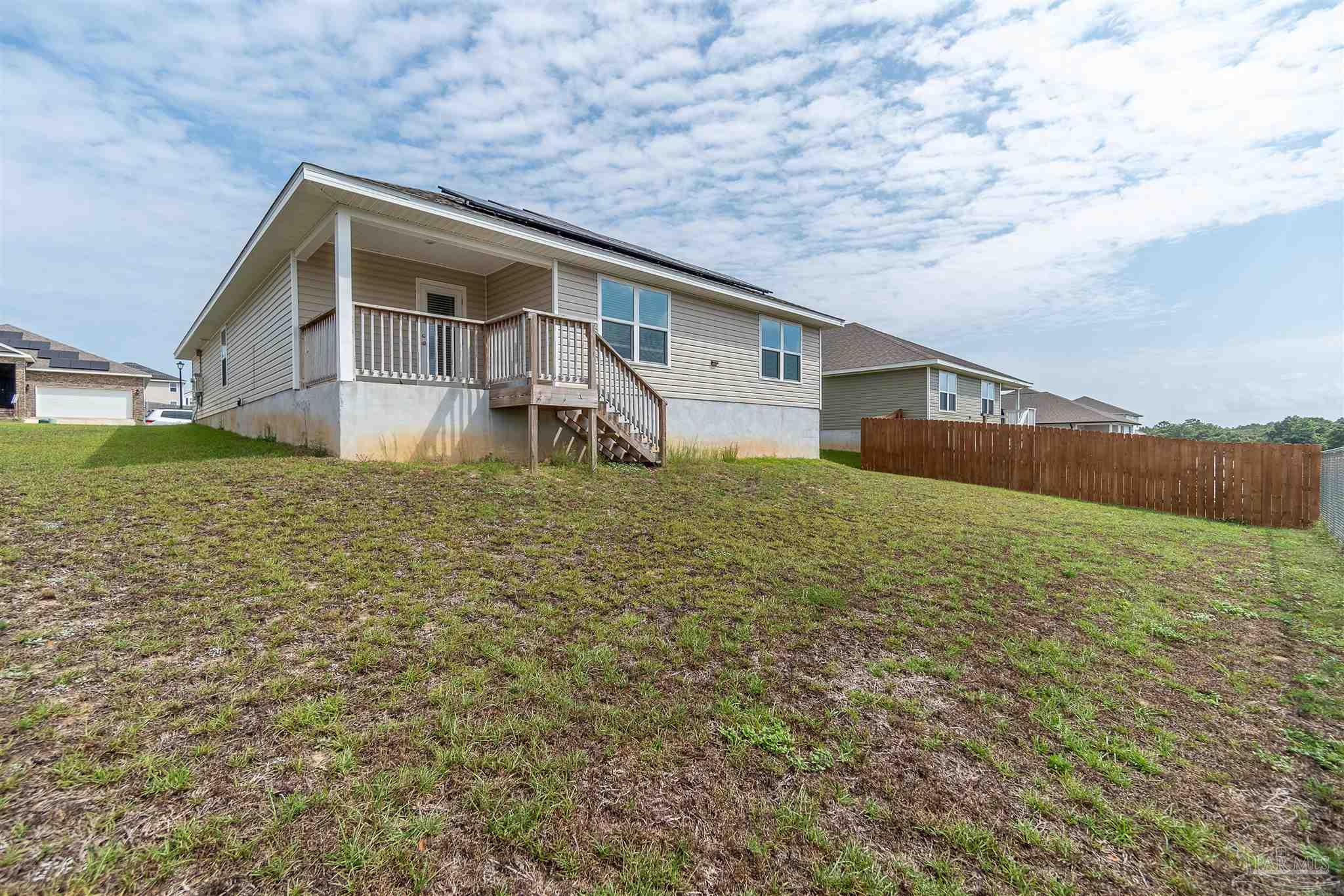 5583 Guinevere Ln