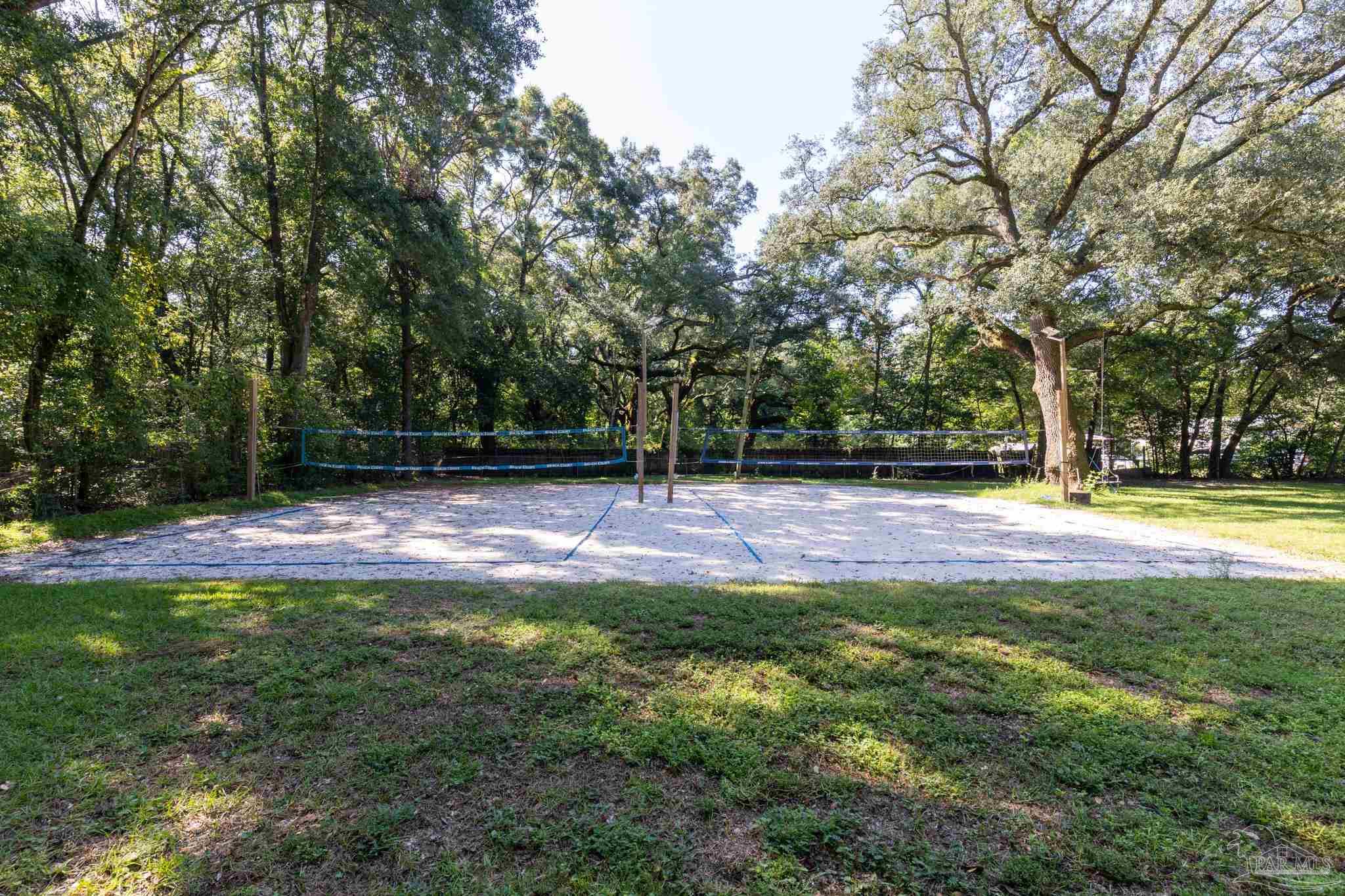 5926 Mitchell Ln