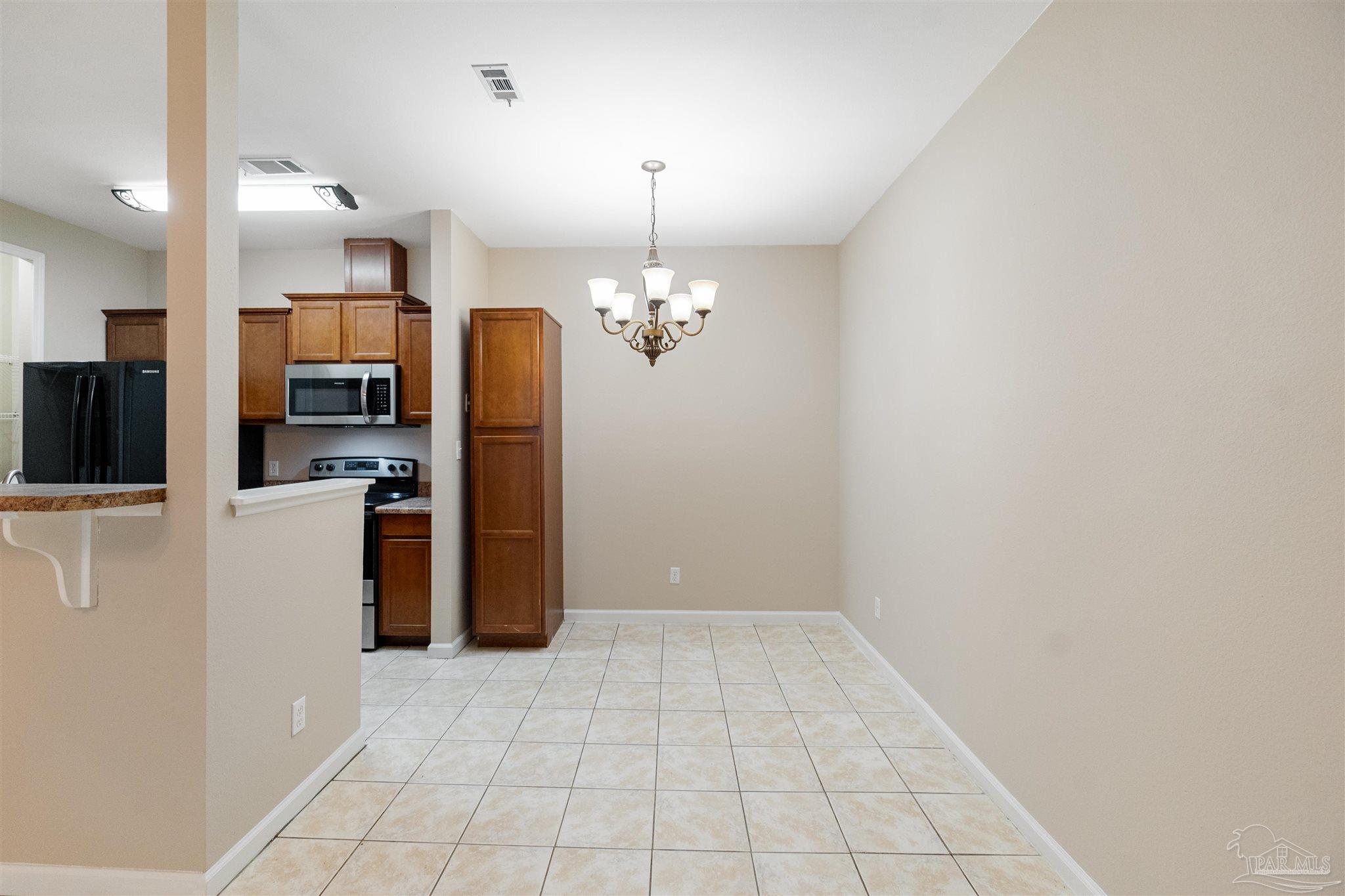 601 E Burgess Rd # D3