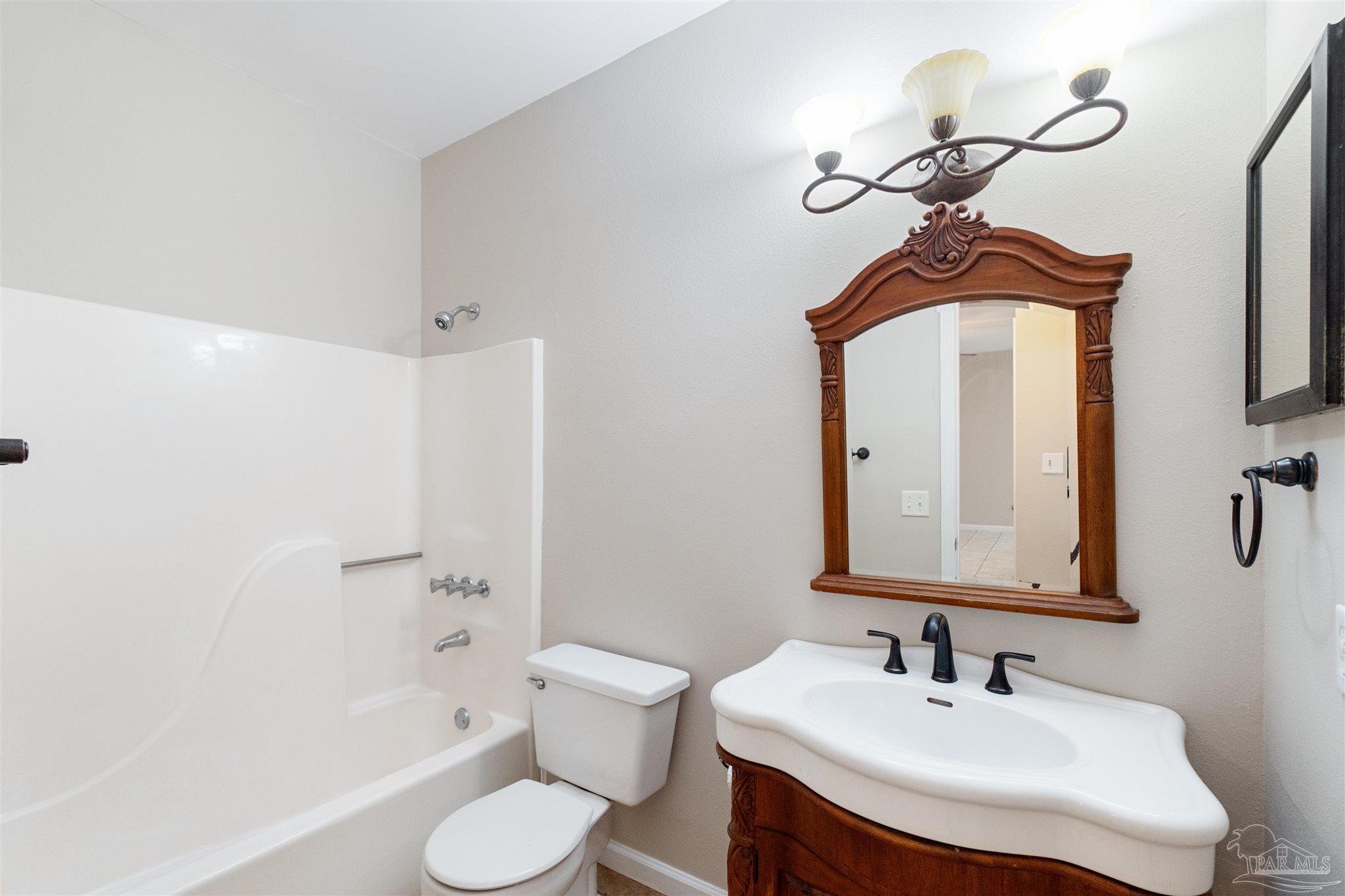 601 E Burgess Rd # D3