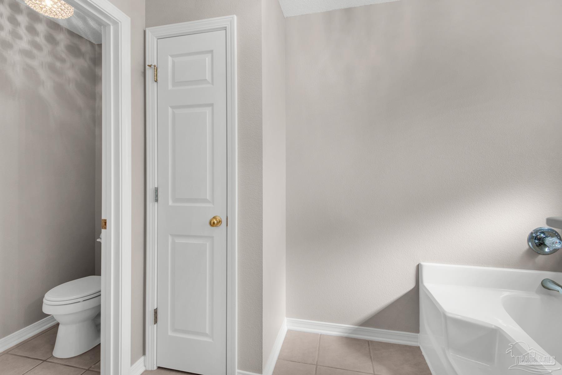 5089 Mandavilla Blvd