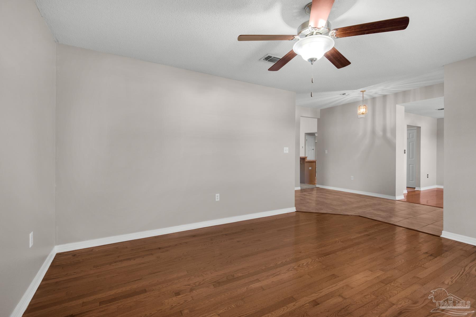 5089 Mandavilla Blvd