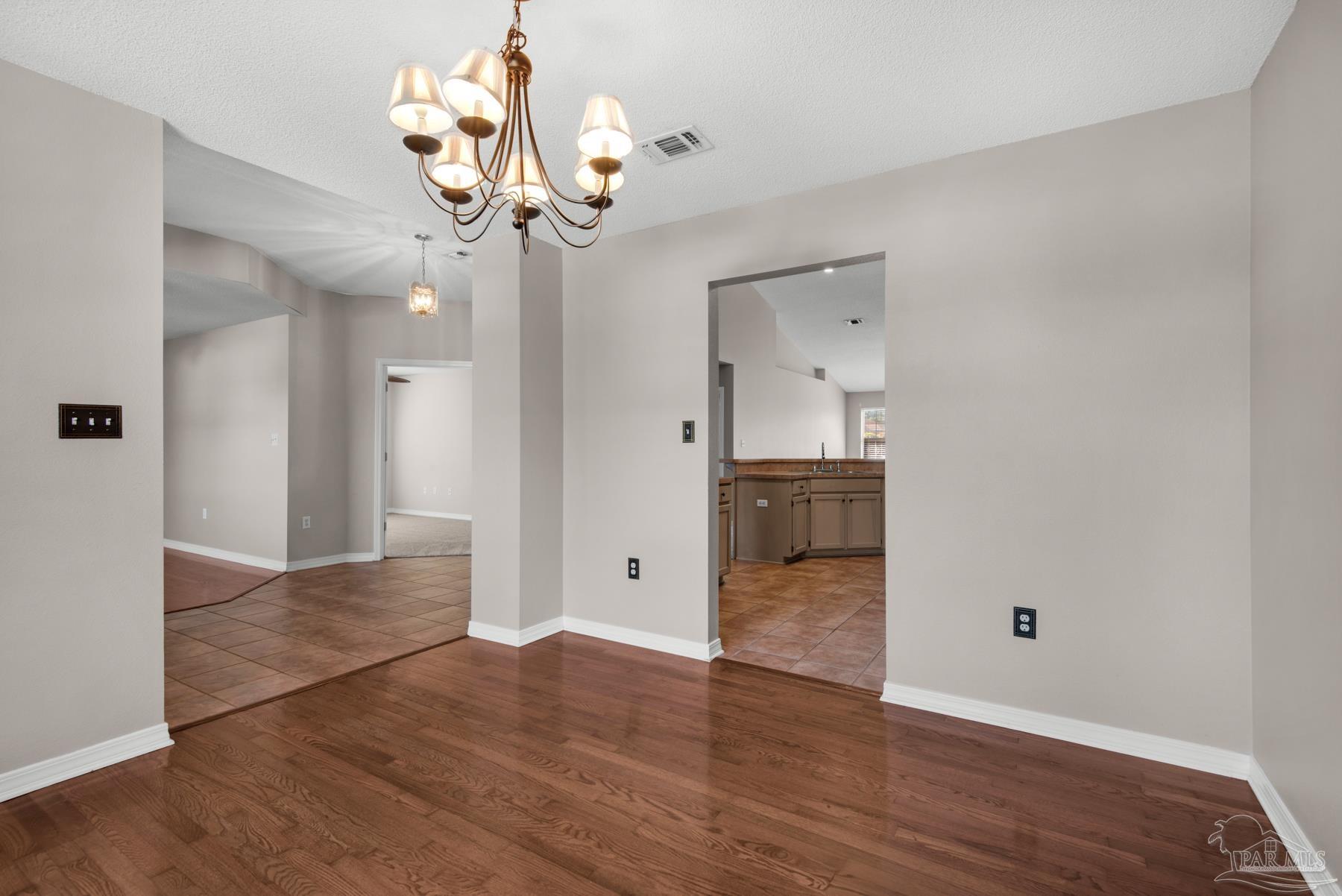 5089 Mandavilla Blvd