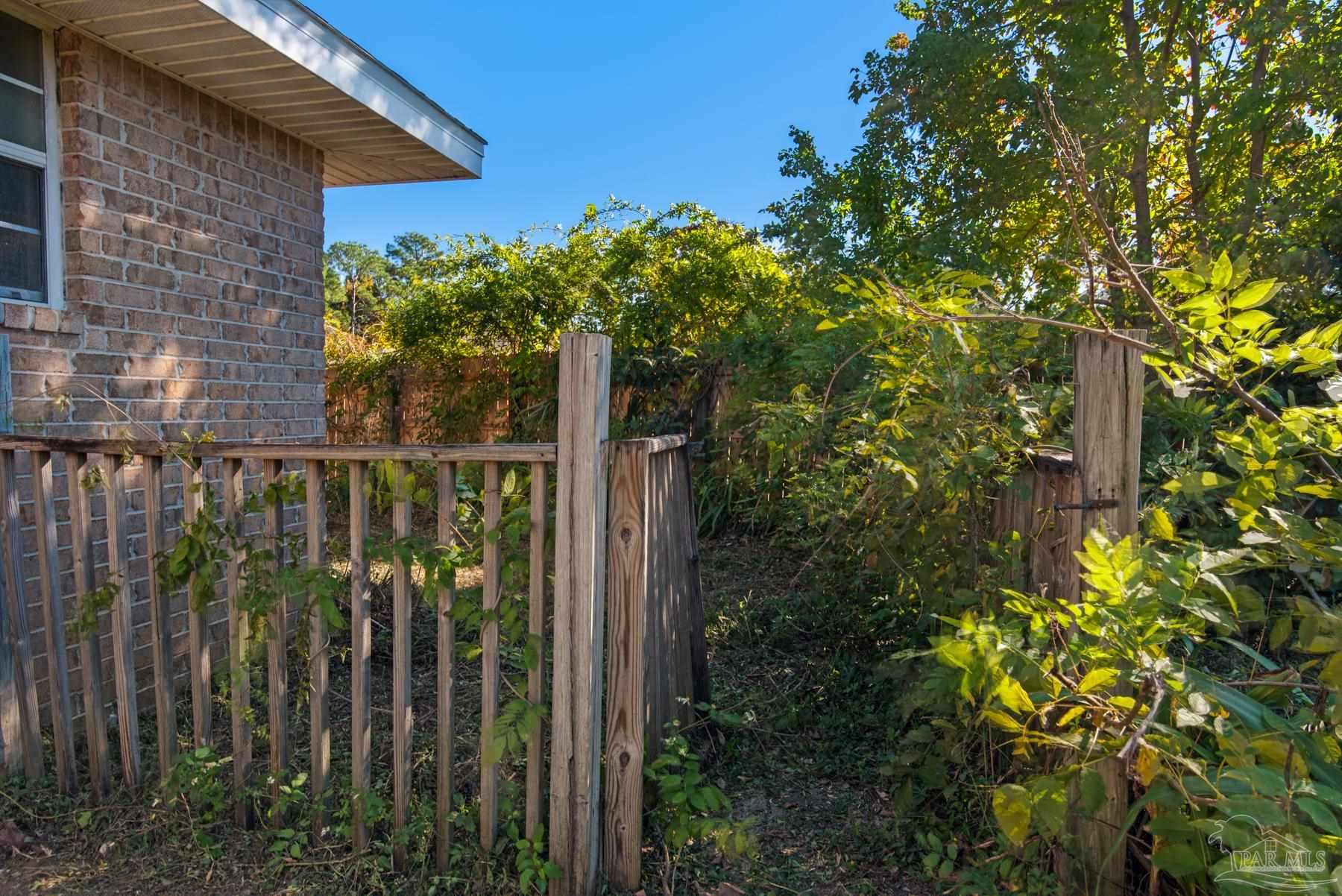 5089 Mandavilla Blvd