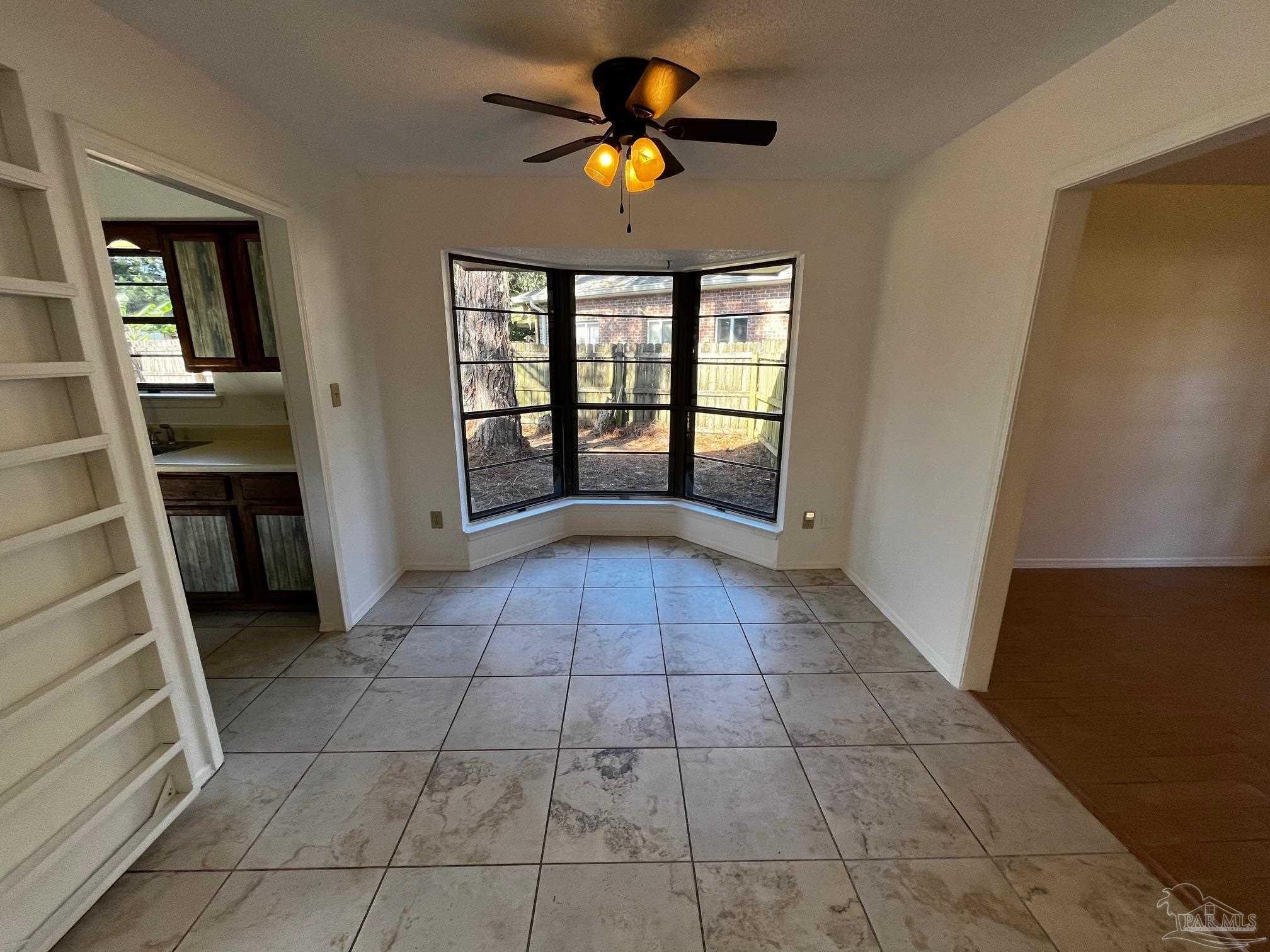 1359 Sanibel Ln