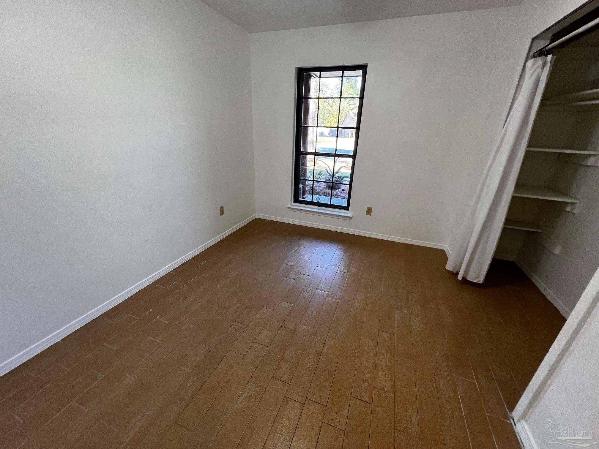 1359 Sanibel Ln