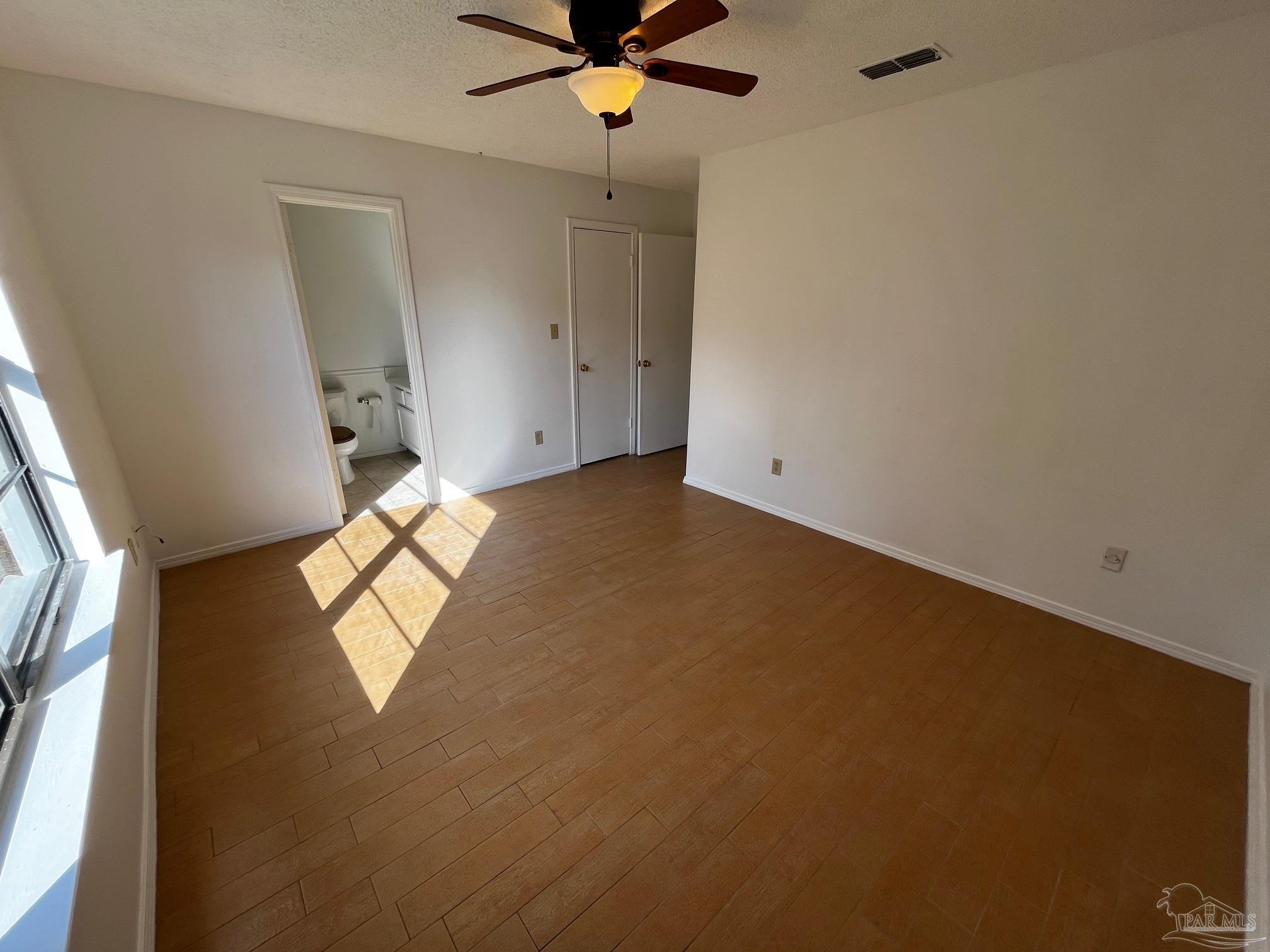 1359 Sanibel Ln