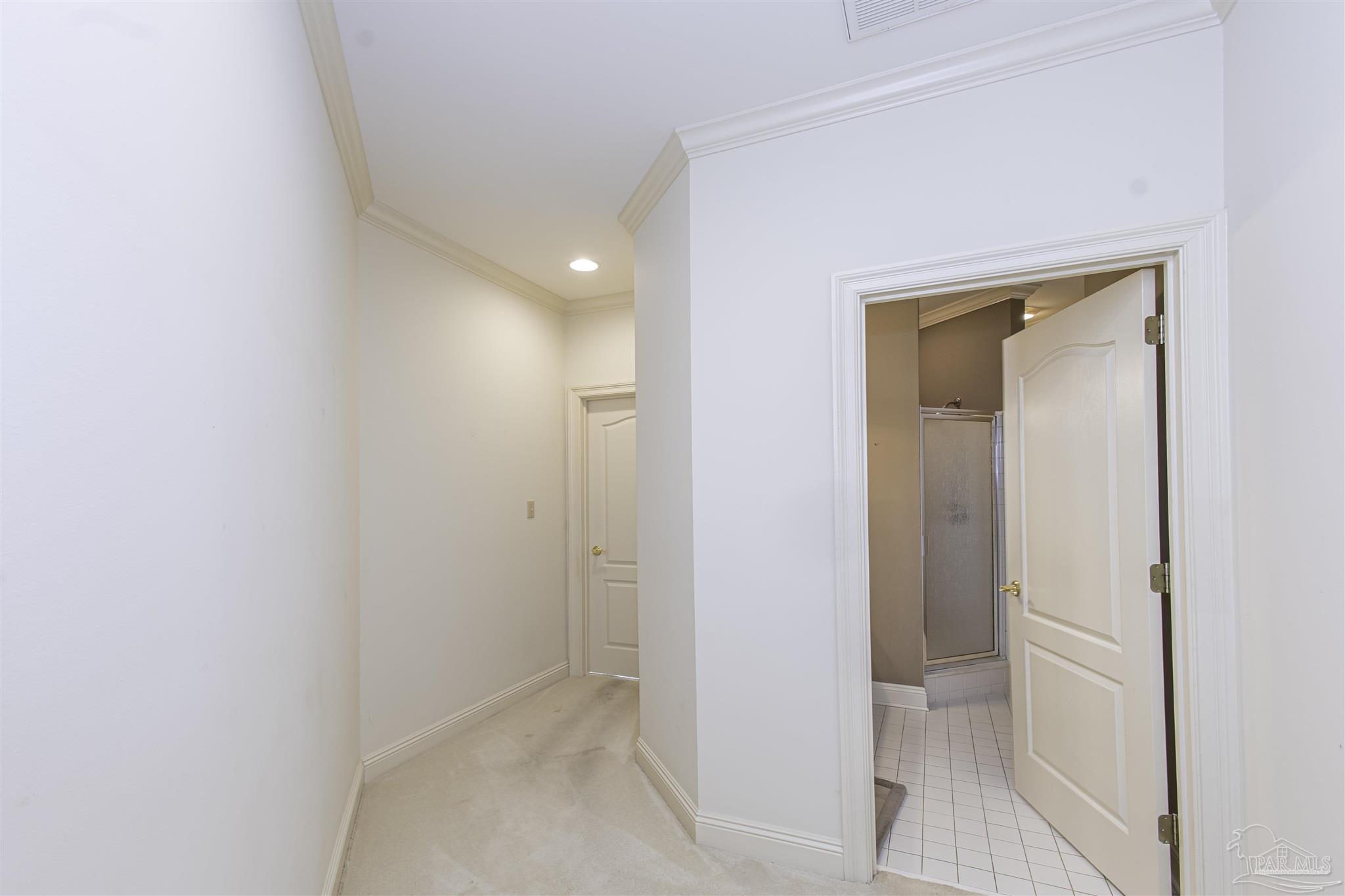 2549 Frank Cir