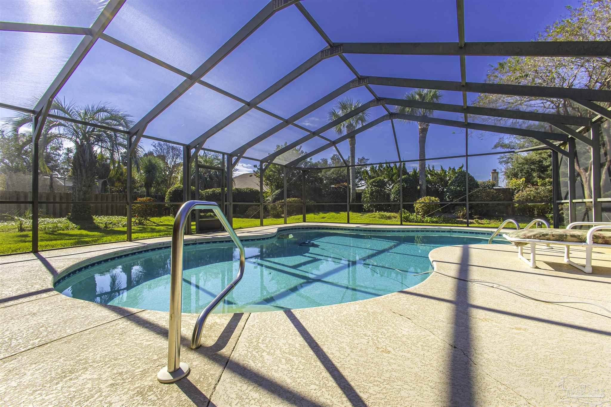 2549 Frank Cir