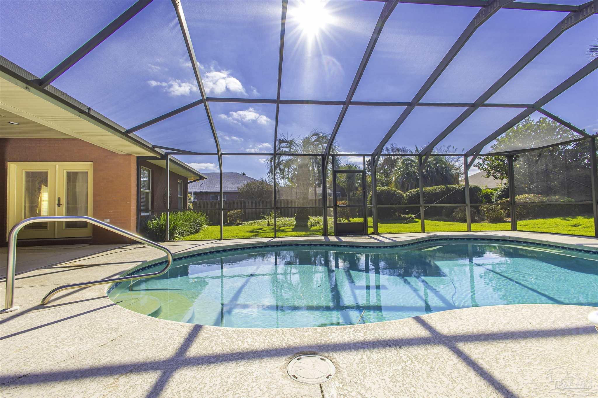 2549 Frank Cir