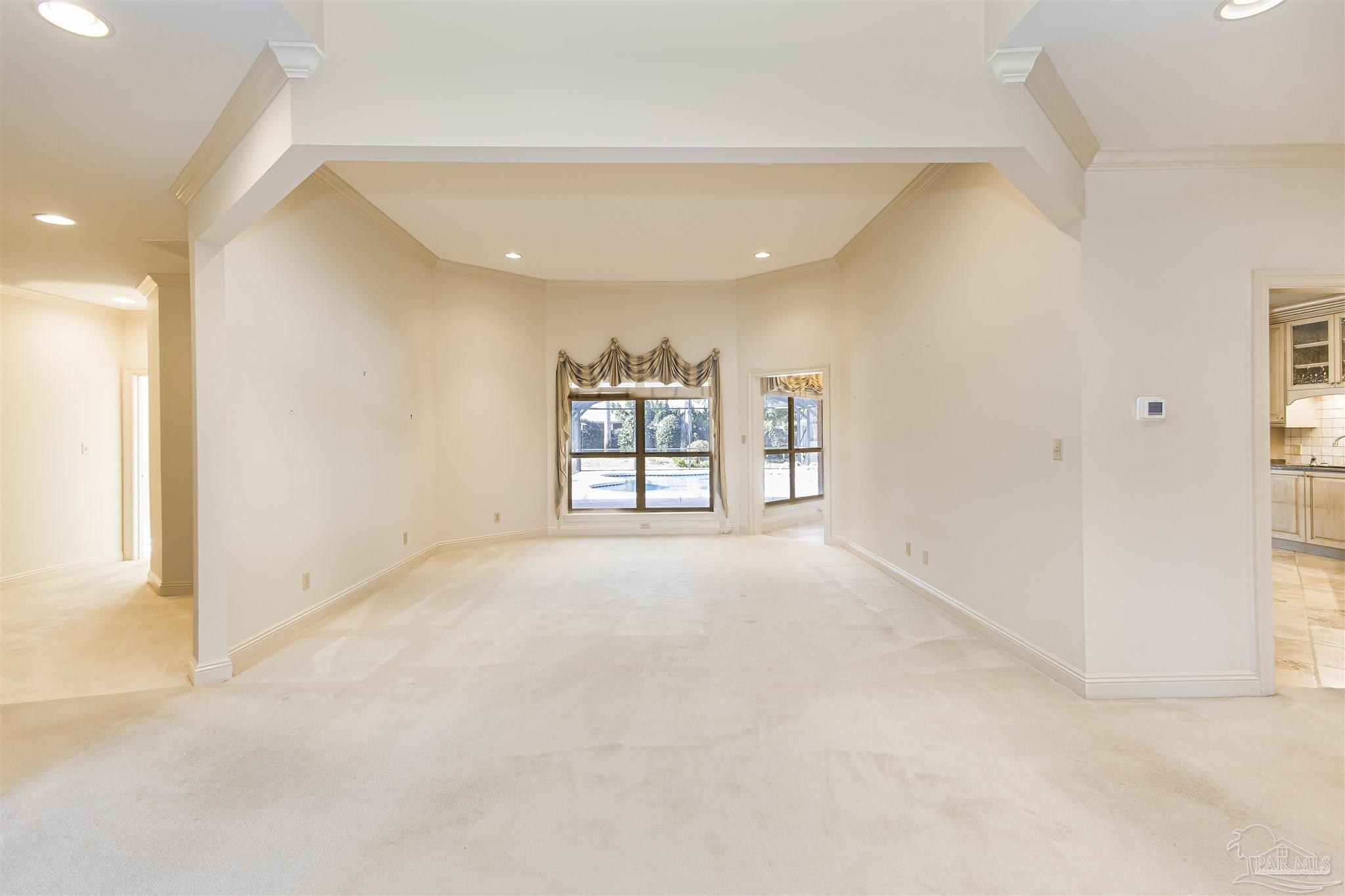2549 Frank Cir