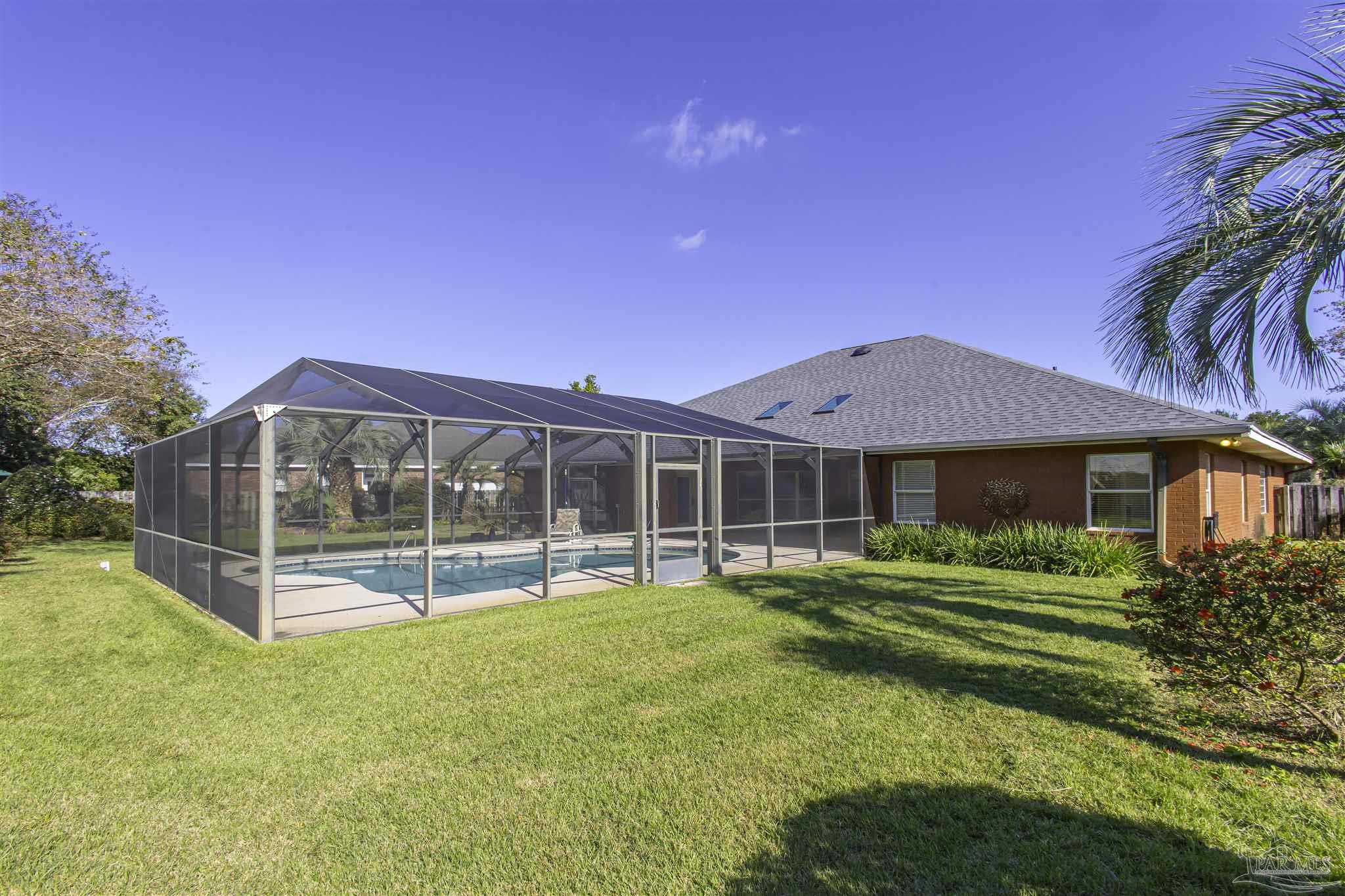 2549 Frank Cir