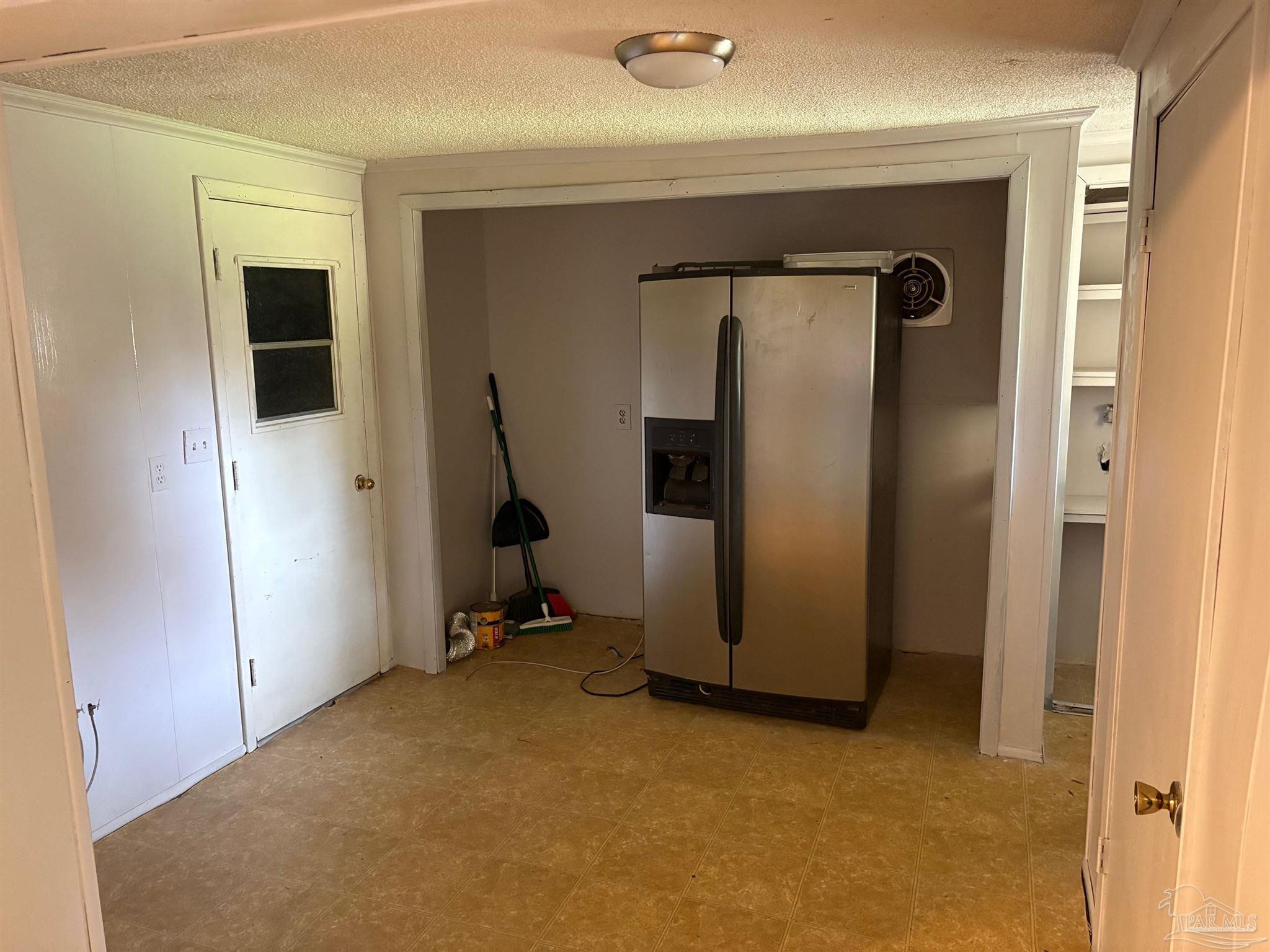 20 Redwood Cir
