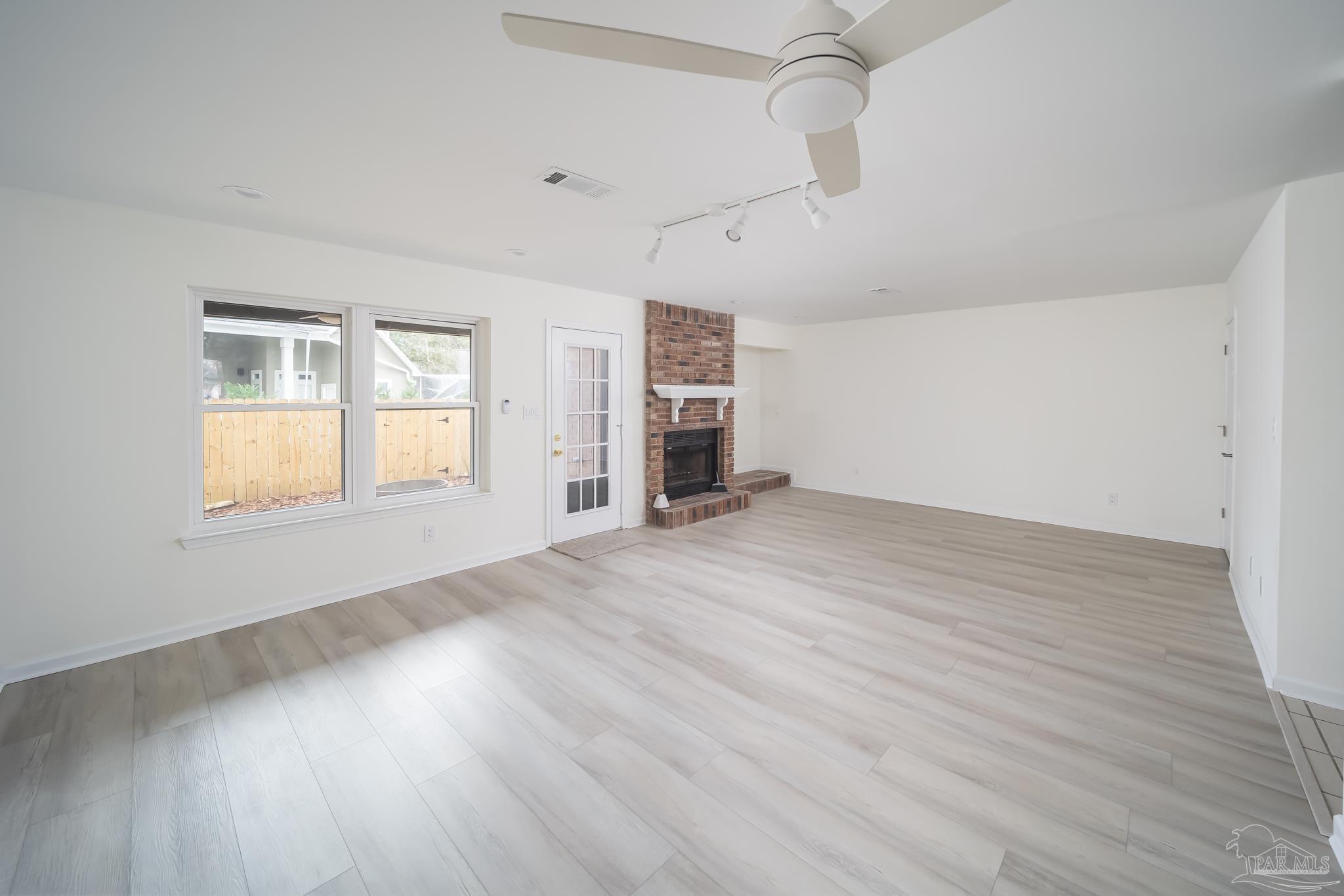 4645 Calle Ventoso