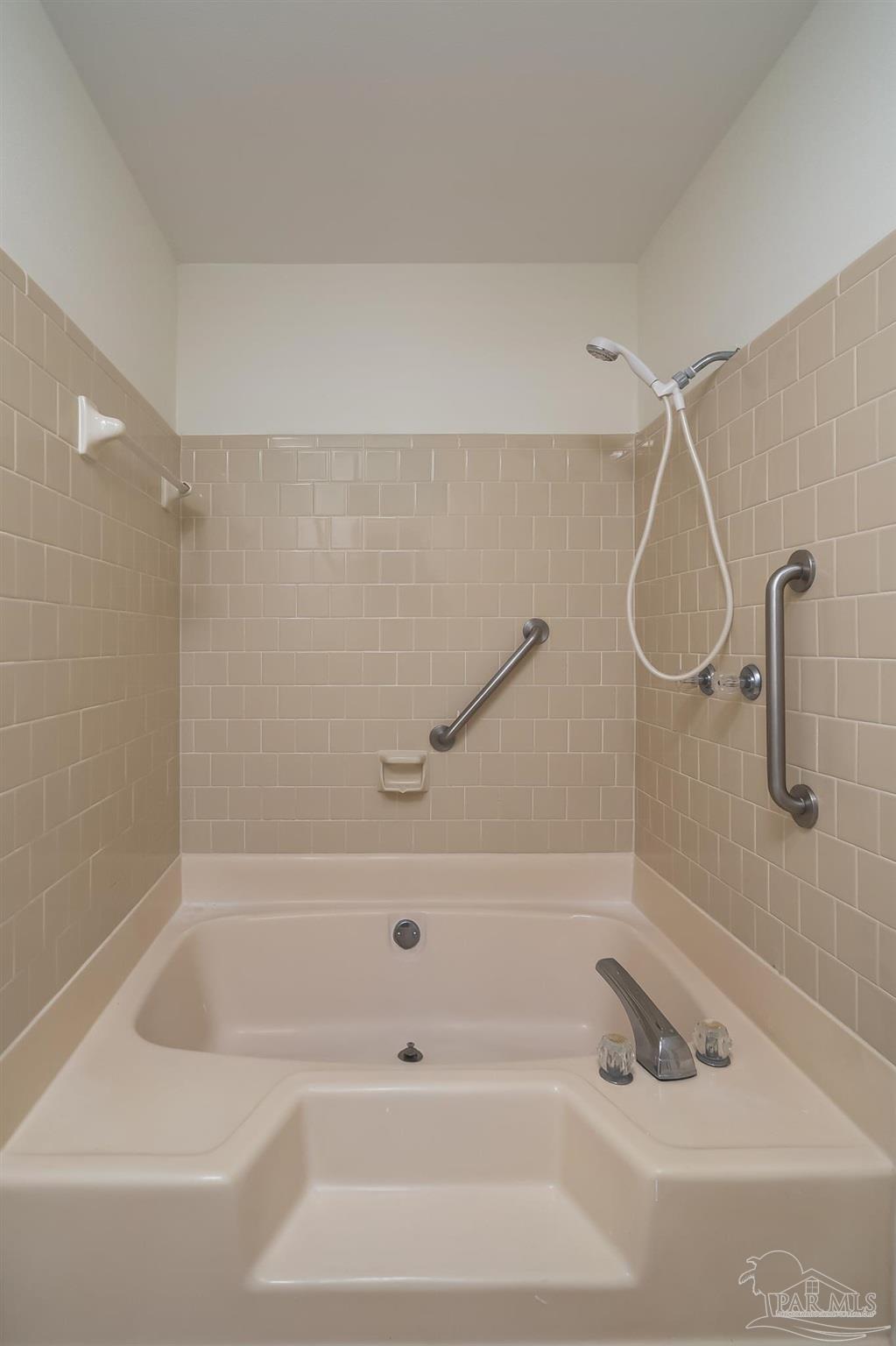 4645 Calle Ventoso