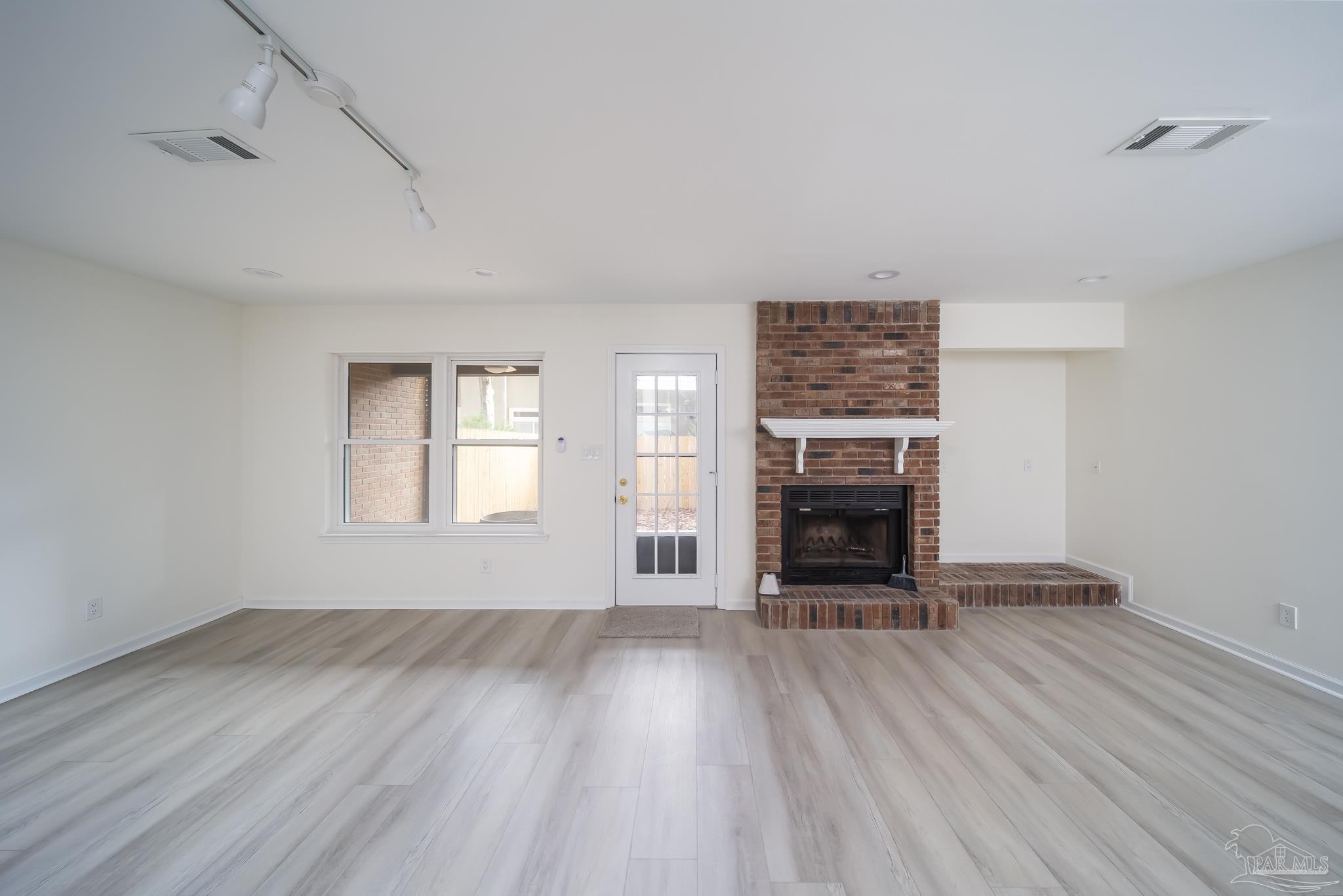 4645 Calle Ventoso