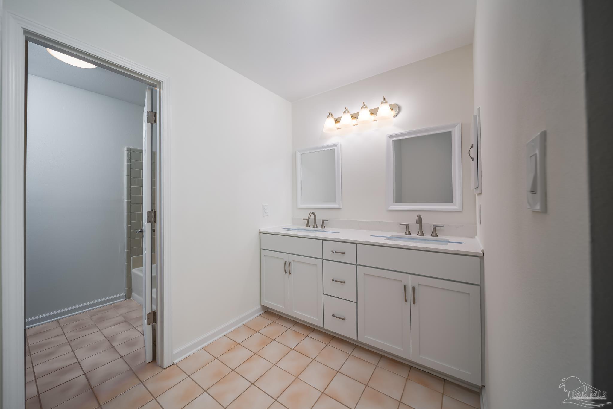 4645 Calle Ventoso