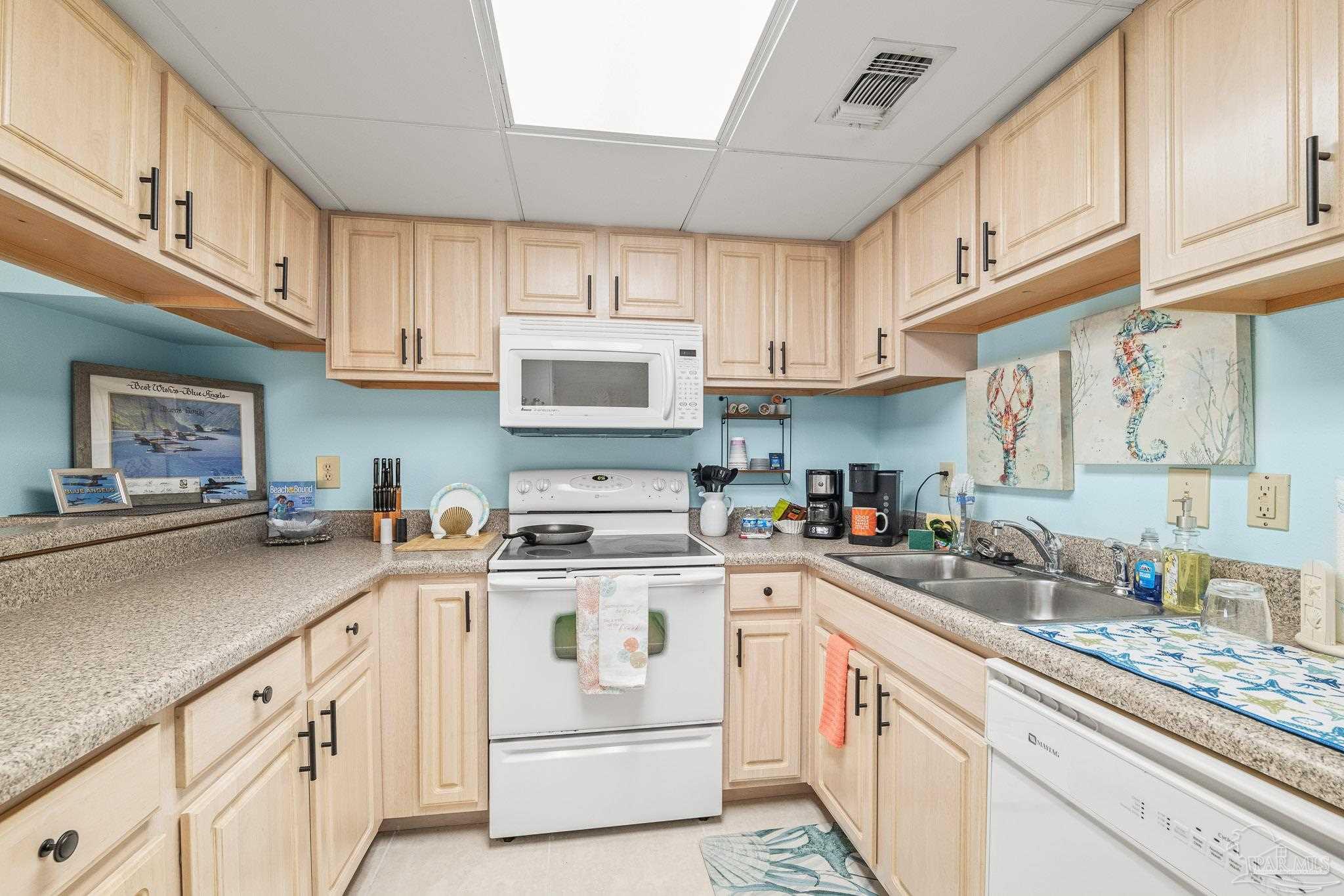 336 Ft Pickens Rd # 111 Unit: E-111