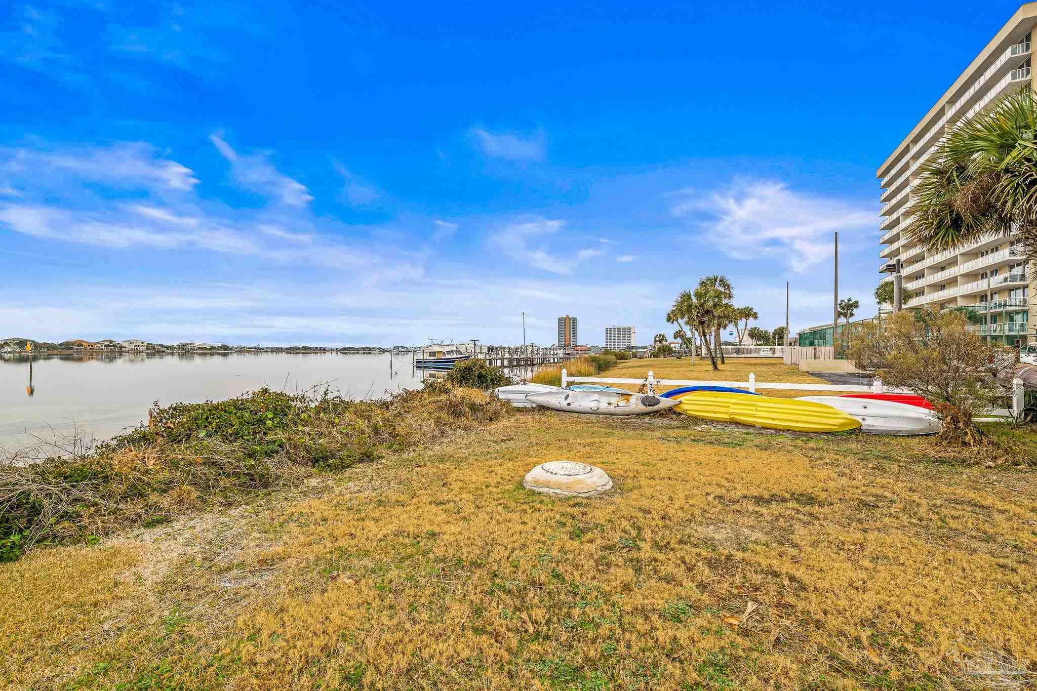 336 Ft Pickens Rd # 111 Unit: E-111