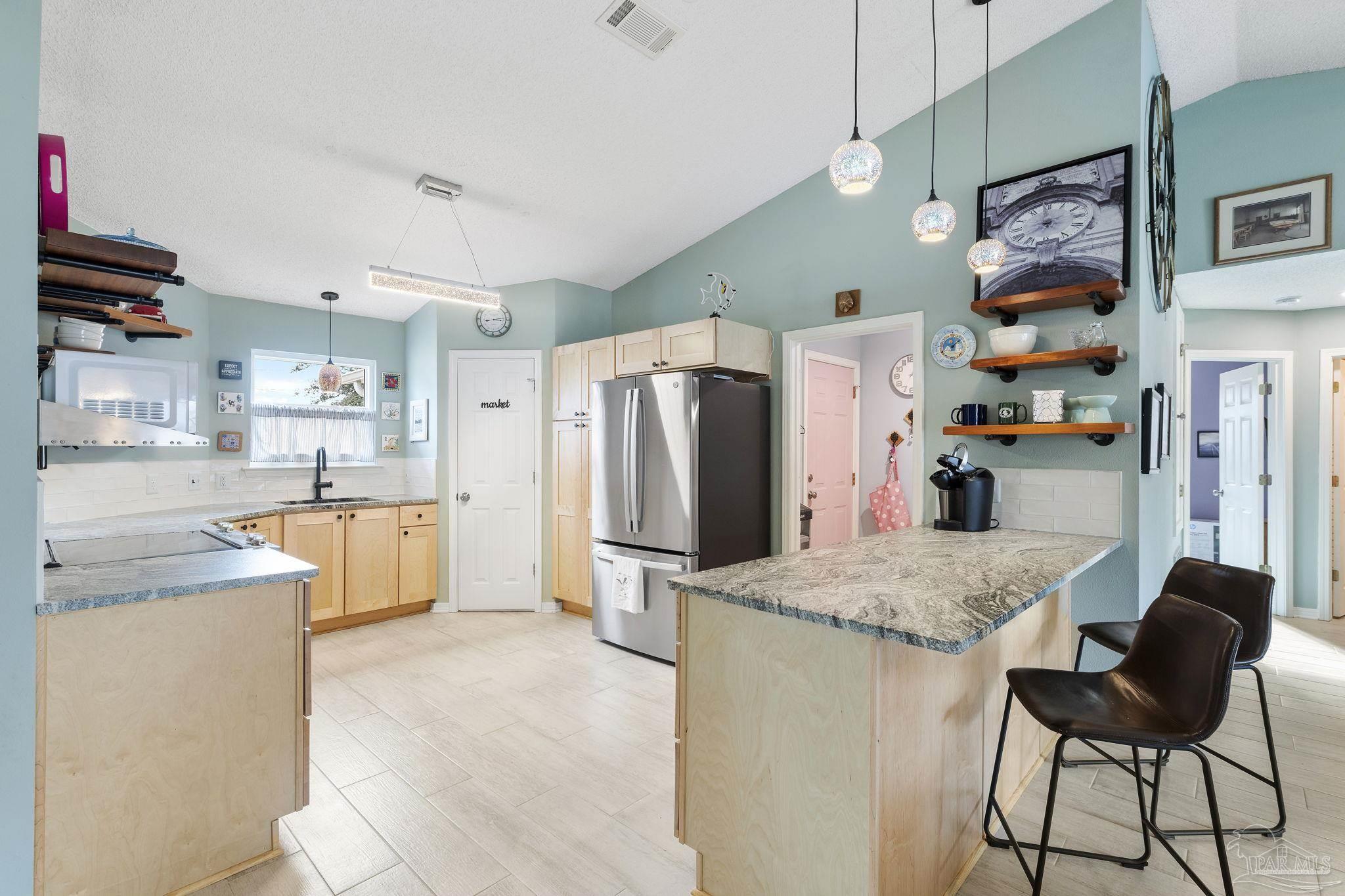 2161 Antilles Dr