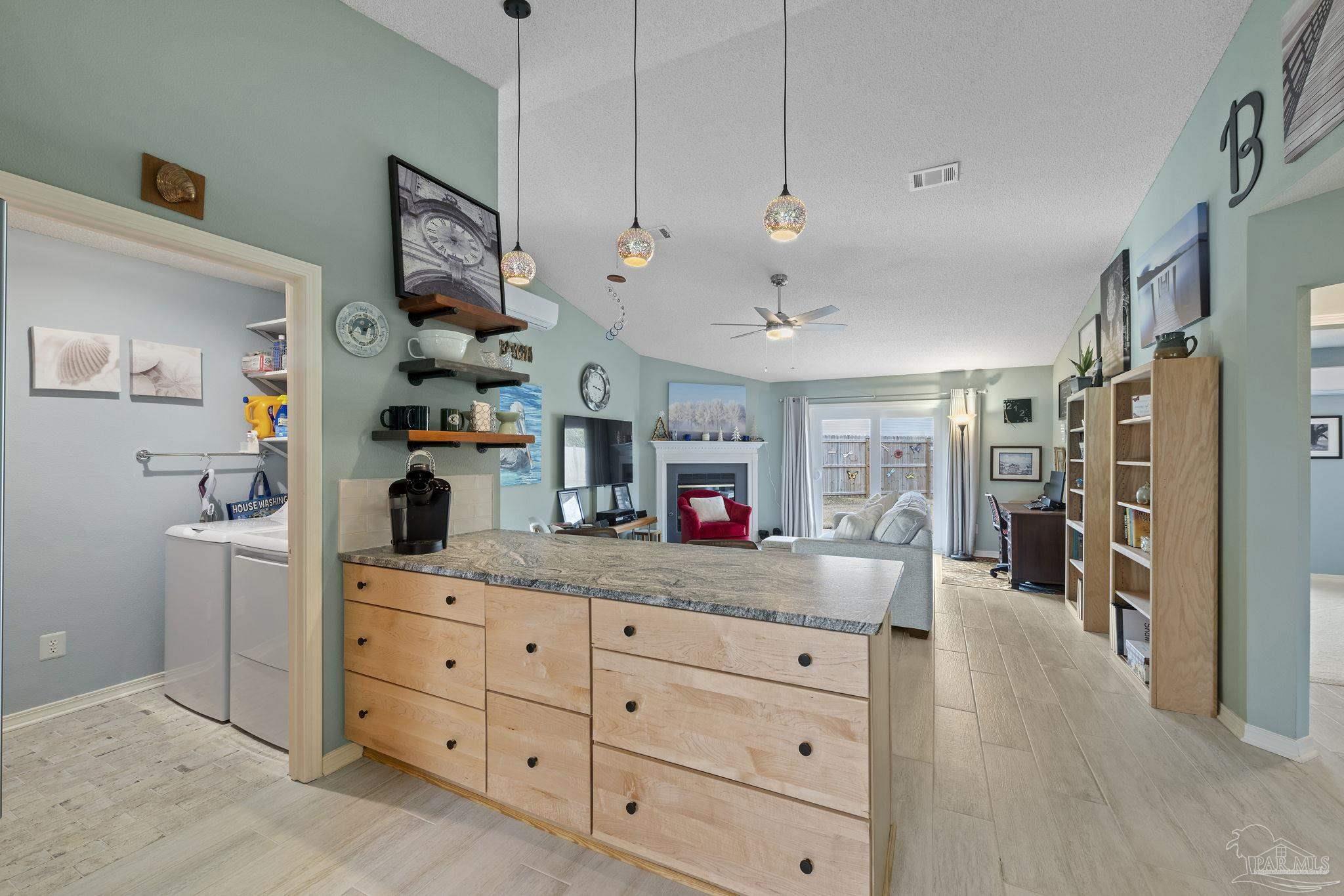 2161 Antilles Dr