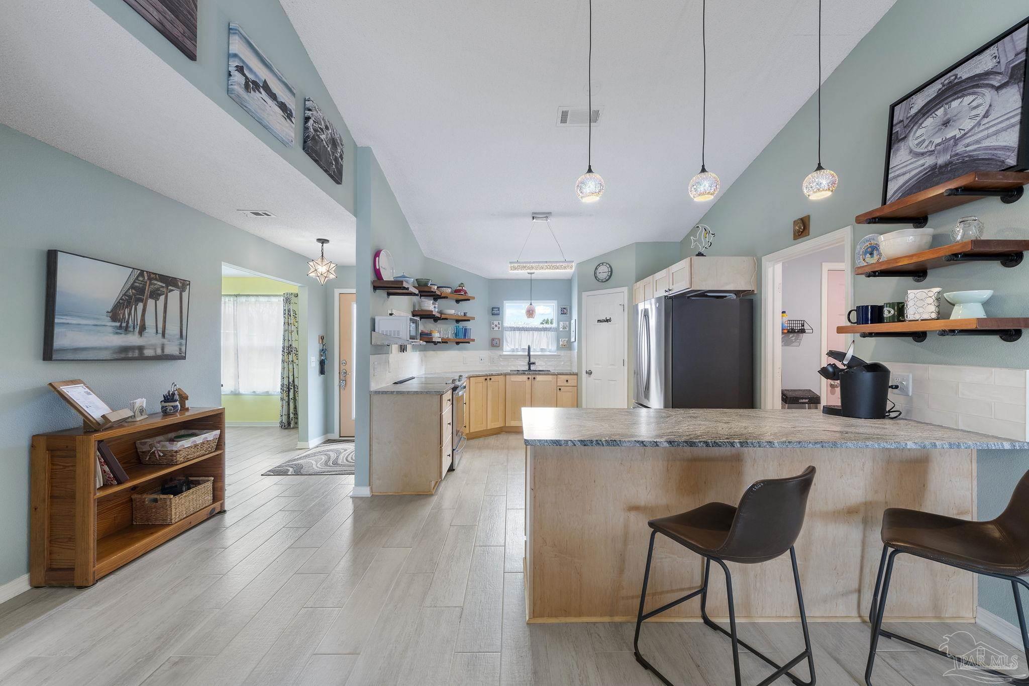 2161 Antilles Dr
