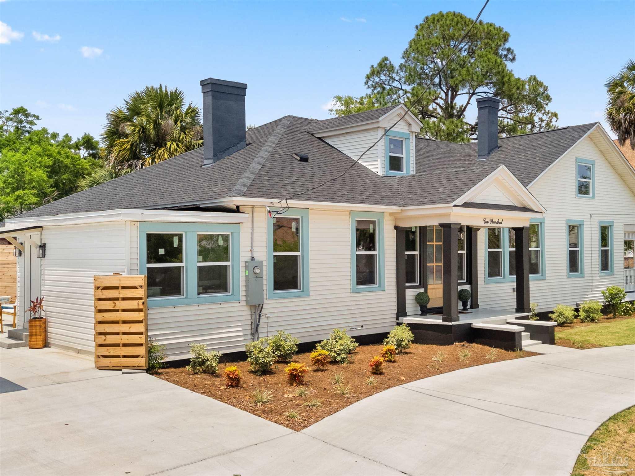 200 W Wright St
