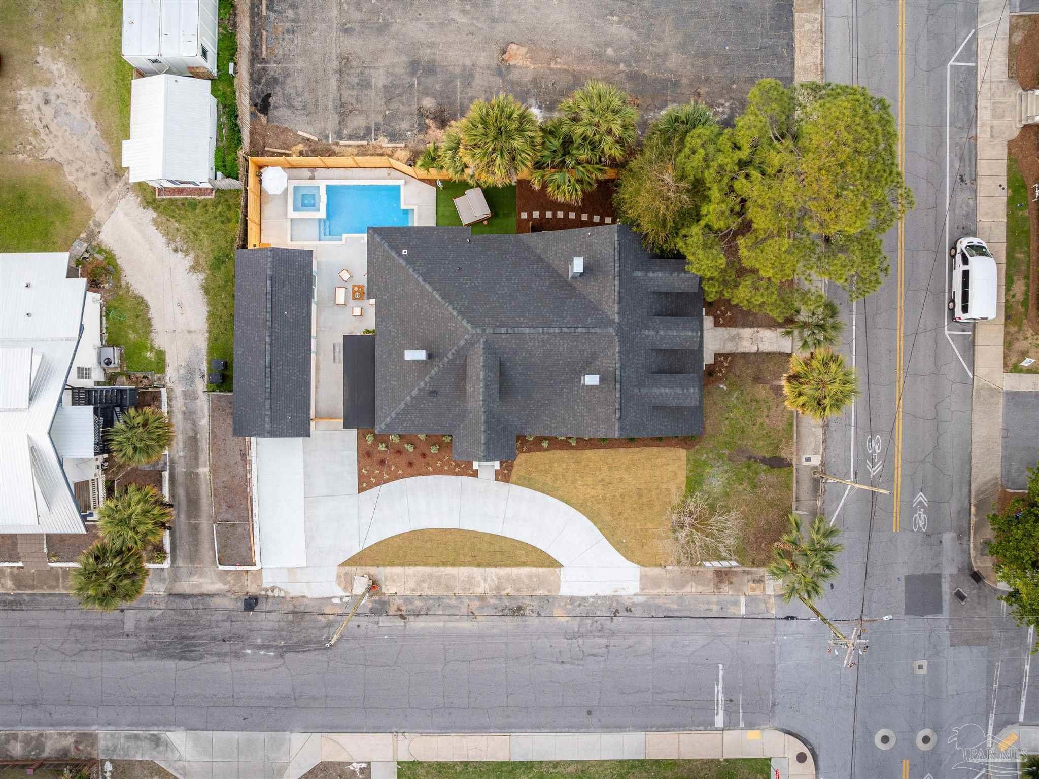 200 W Wright St