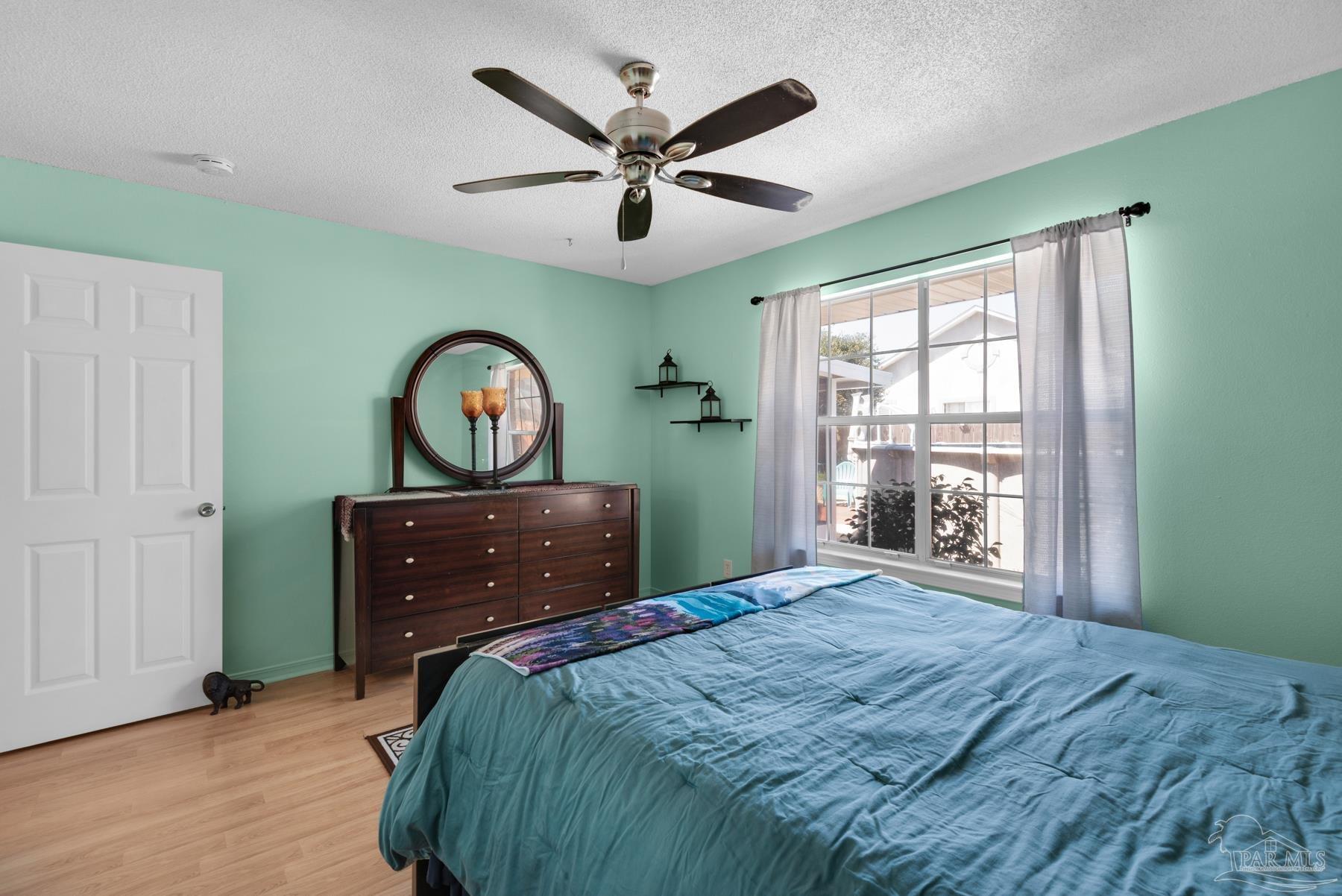 2260 Valle Escondido Dr