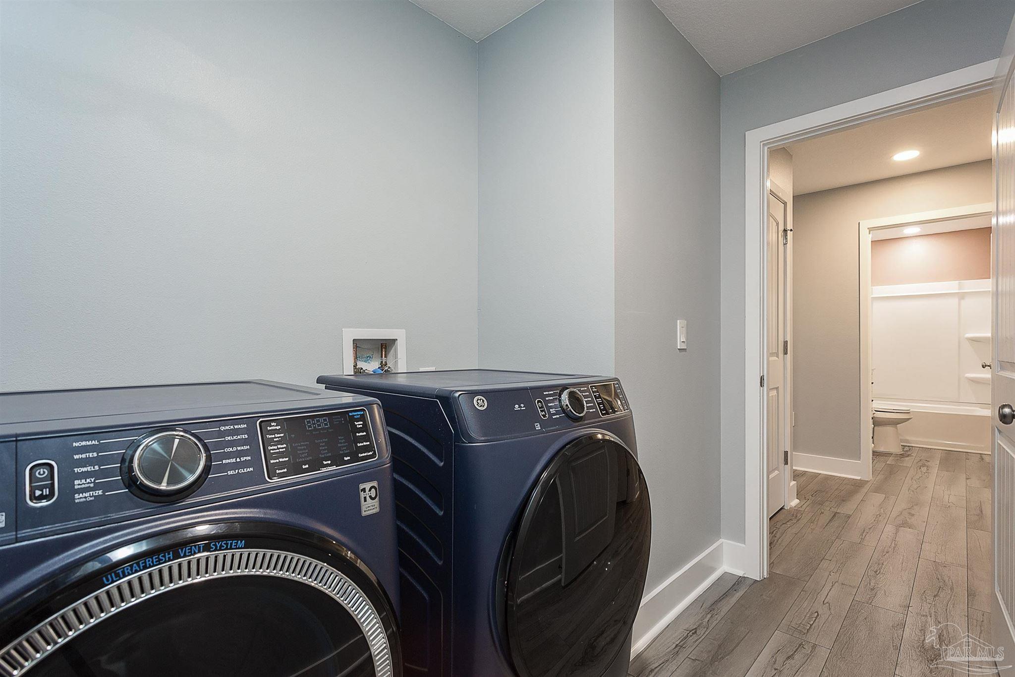 5857 Pescara Dr