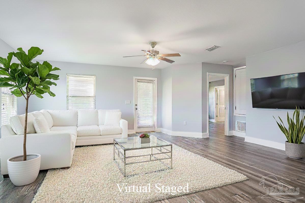 5857 Pescara Dr