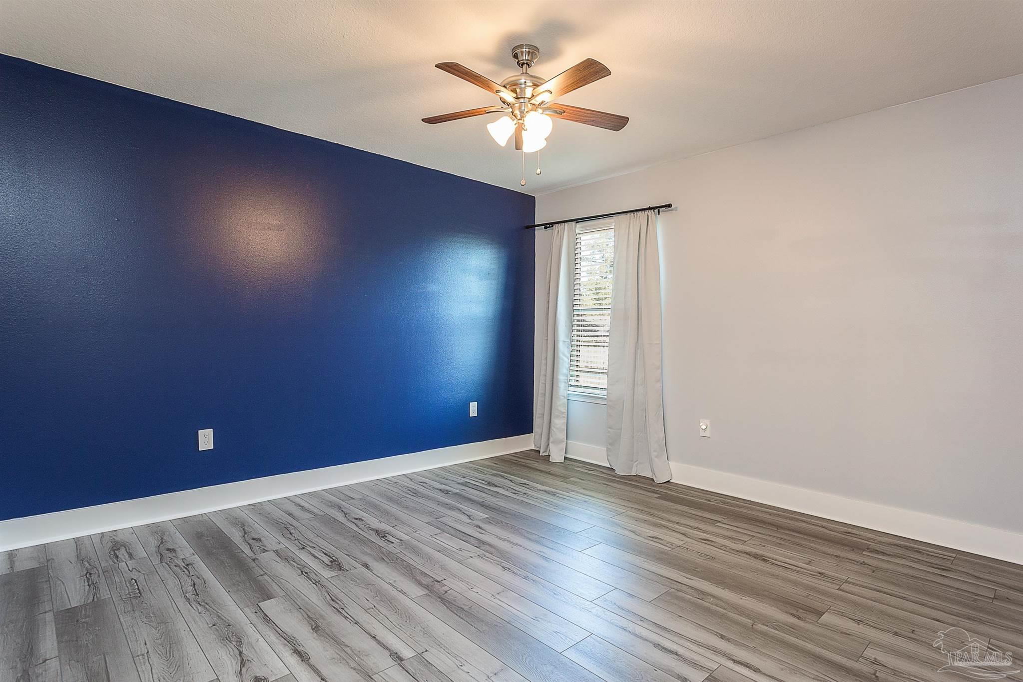 5857 Pescara Dr