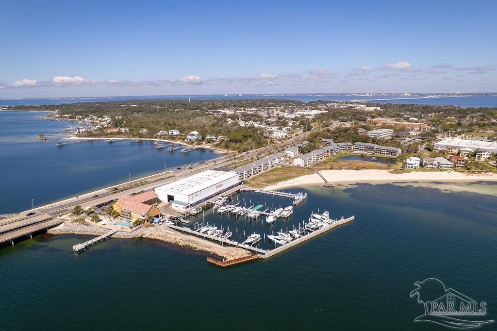 300 Pensacola Beach Rd