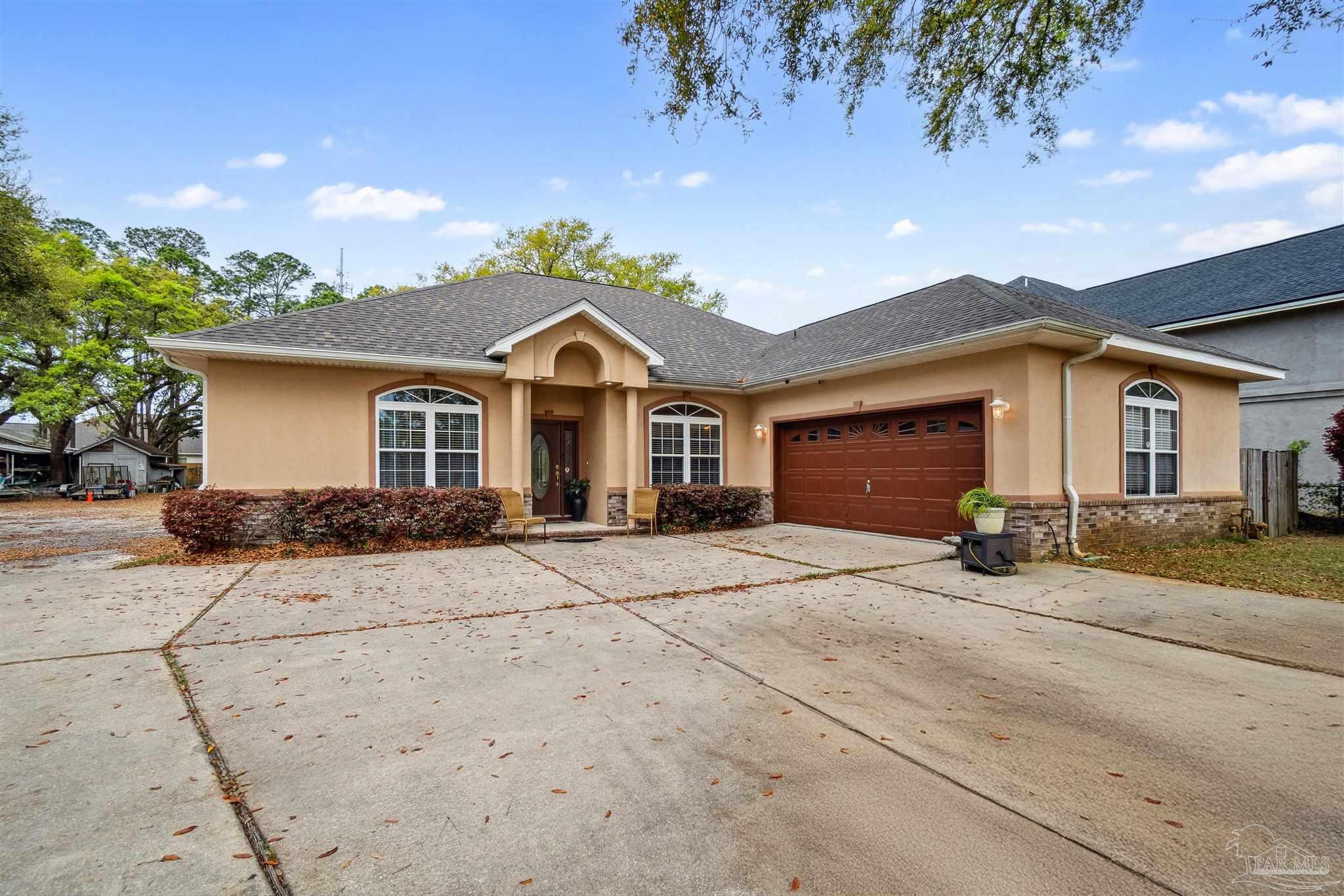 1555 Ocean Breeze Ln