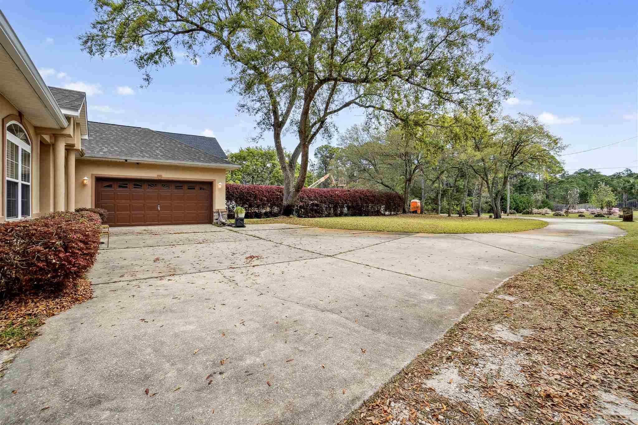 1555 Ocean Breeze Ln