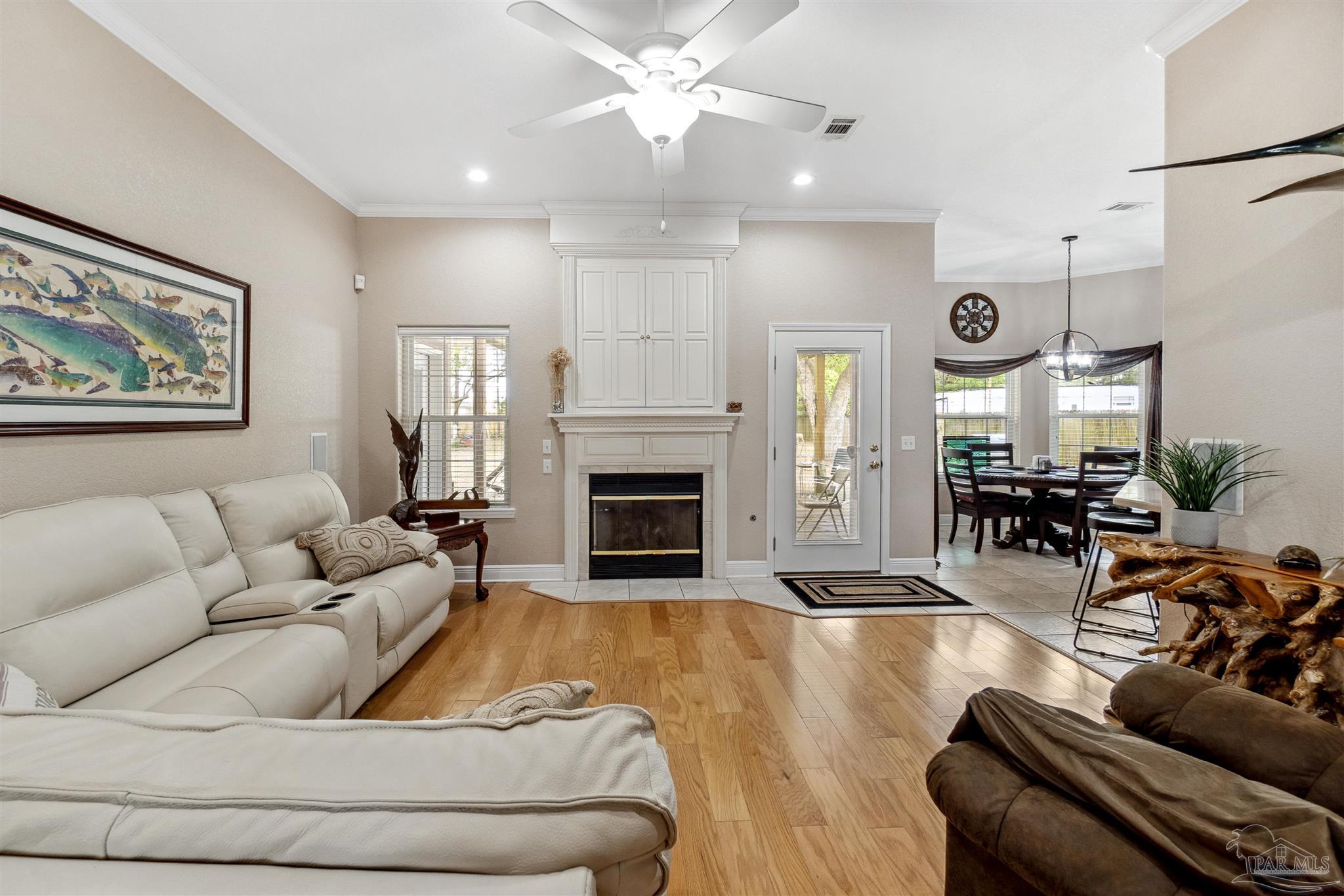1555 Ocean Breeze Ln