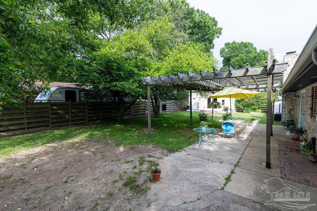 3950 Plum Rd