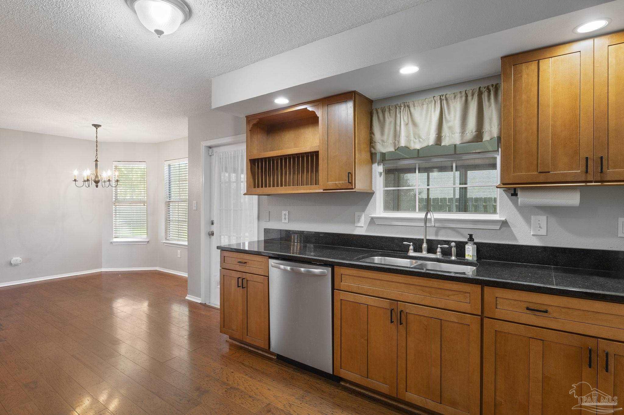 375 Mirabelle Dr