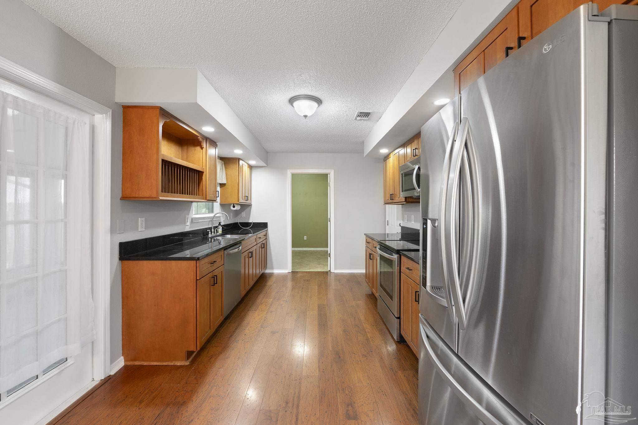 375 Mirabelle Dr