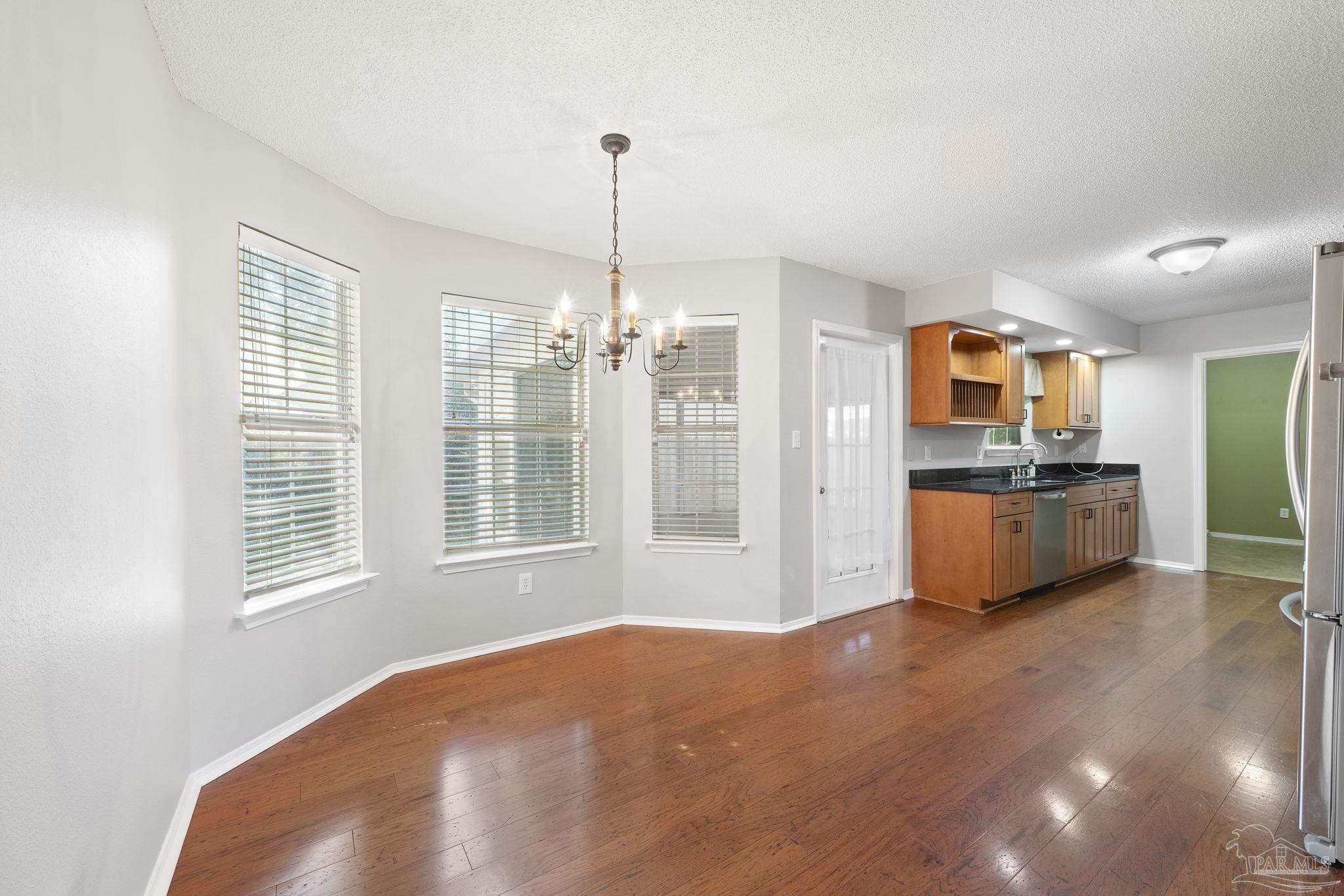375 Mirabelle Dr