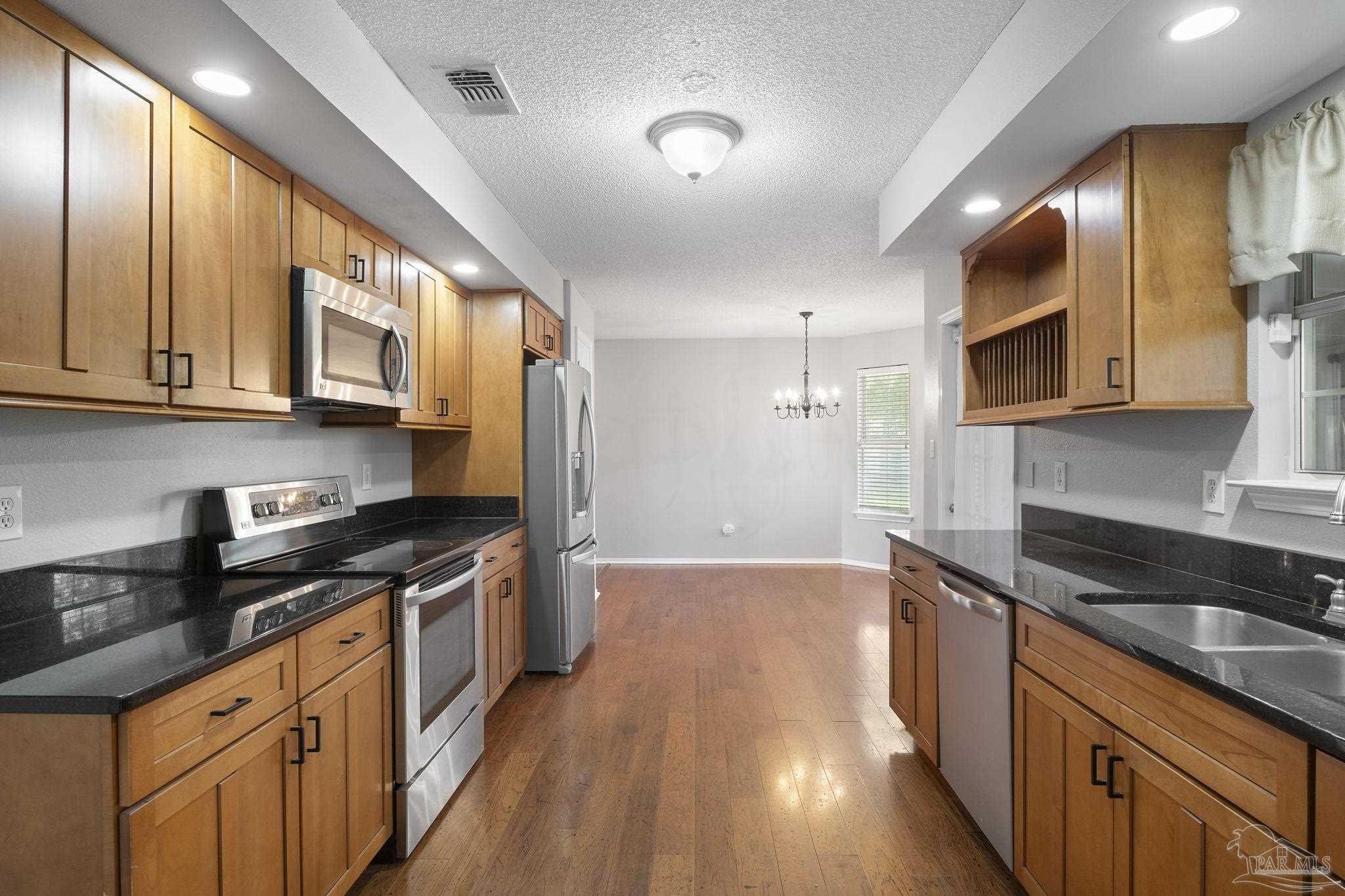 375 Mirabelle Dr