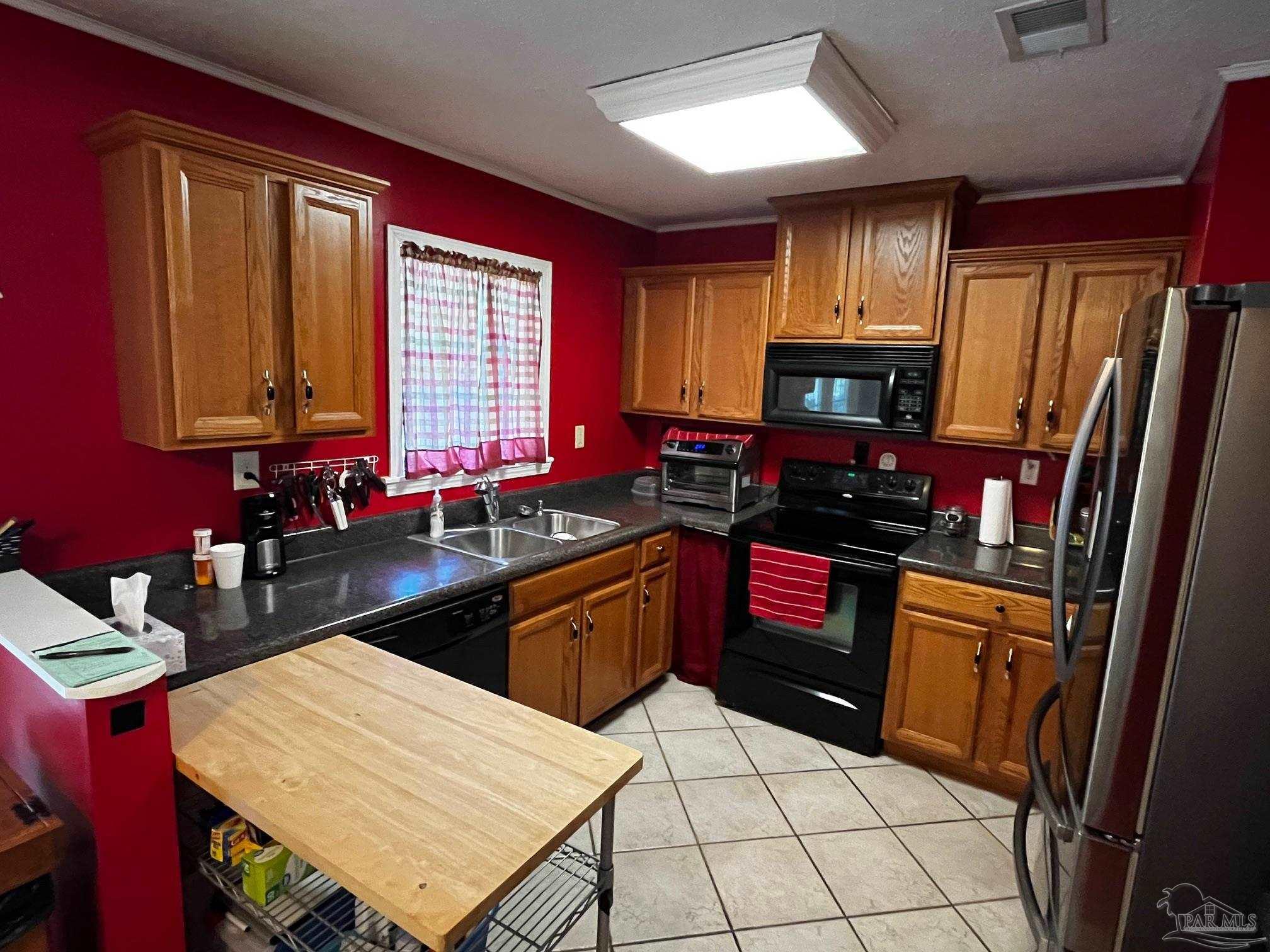 7330 Sachem Rd