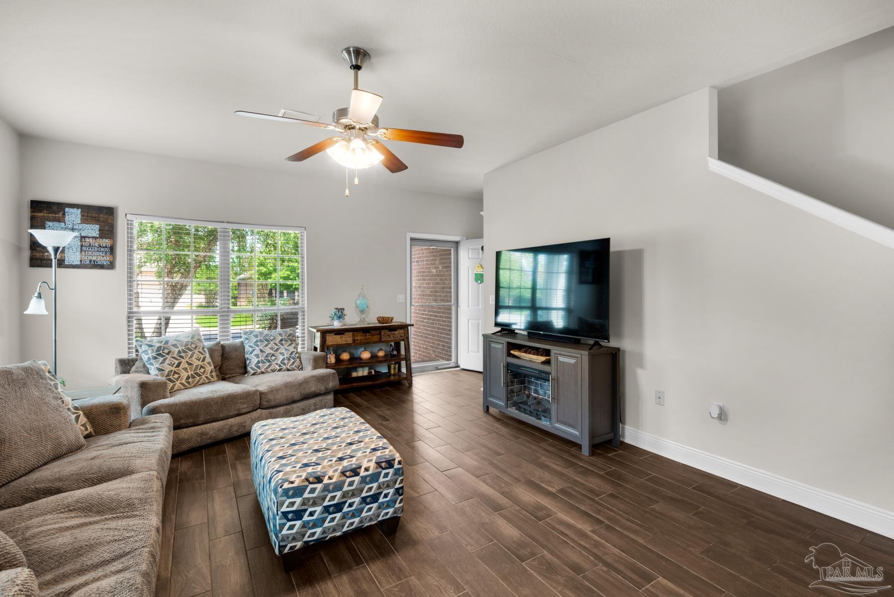 6294 Ladera Trl