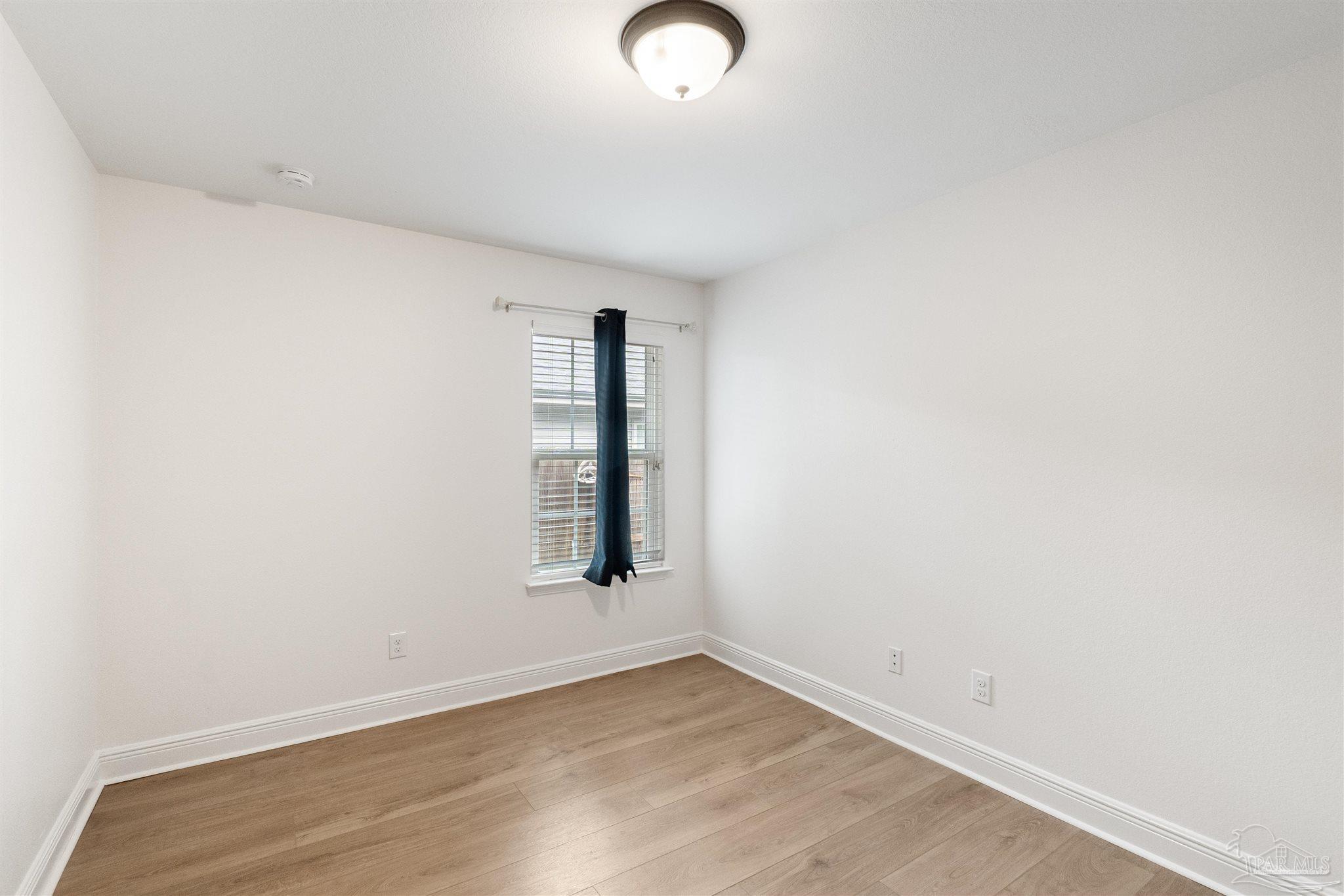 532 Edith Ln