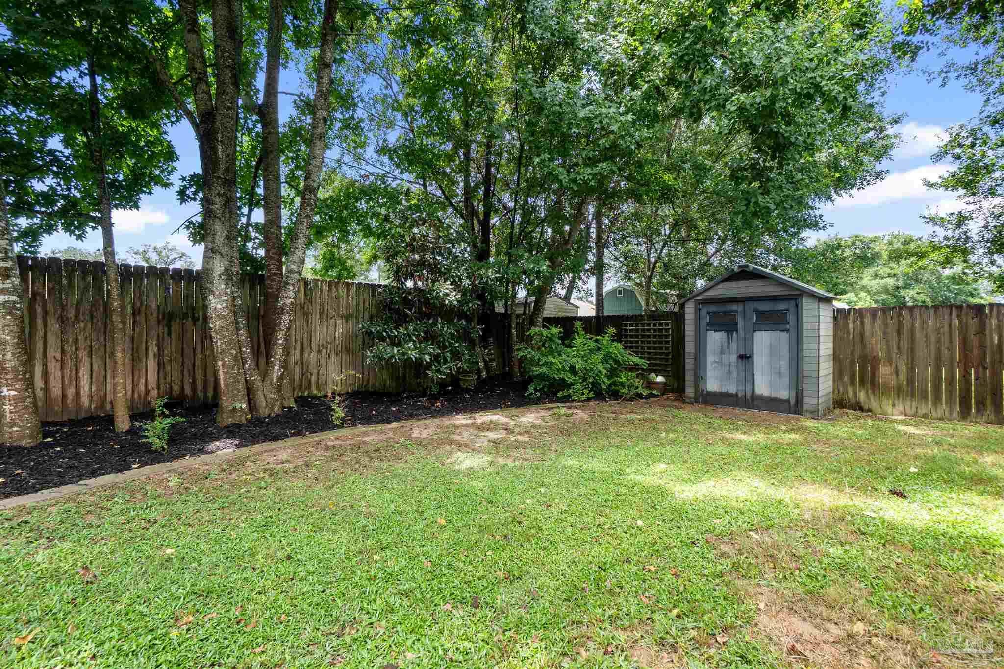532 Edith Ln